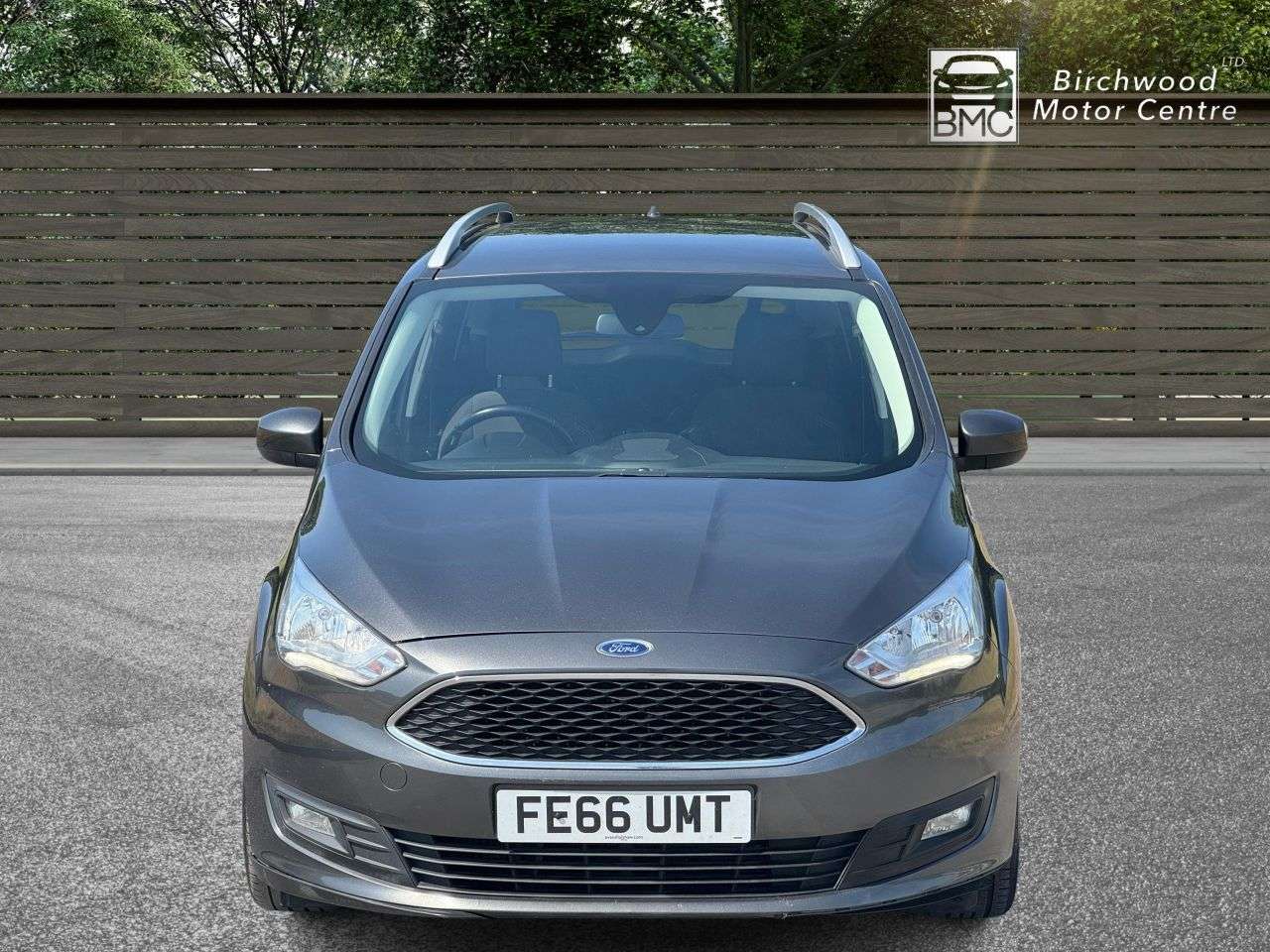 A 2016 FORD GRAND C-MAX 1.5 TDCi Zetec MPV 5dr Diesel Manual Euro 6 (s/s) (120 ps) A 2016 FORD GRAND C-MAX 1.5 TDCi Zetec MPV 5dr Diesel Manual Euro 6 (s/s) (120 ps)