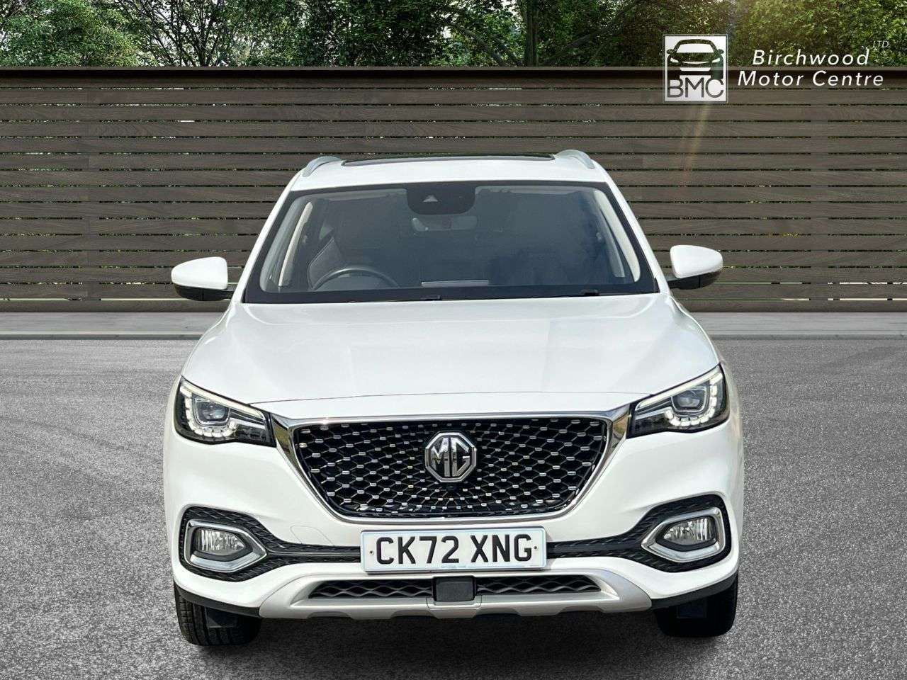 A 2022 MG MG HS 1.5 T-GDI Exclusive SUV 5dr Petrol DCT Euro 6 (s/s) (162 ps) FULL SERVICE H A 2022 MG MG HS 1.5 T-GDI Exclusive SUV 5dr Petrol DCT Euro 6 (s/s) (162 ps) FULL SERVICE H