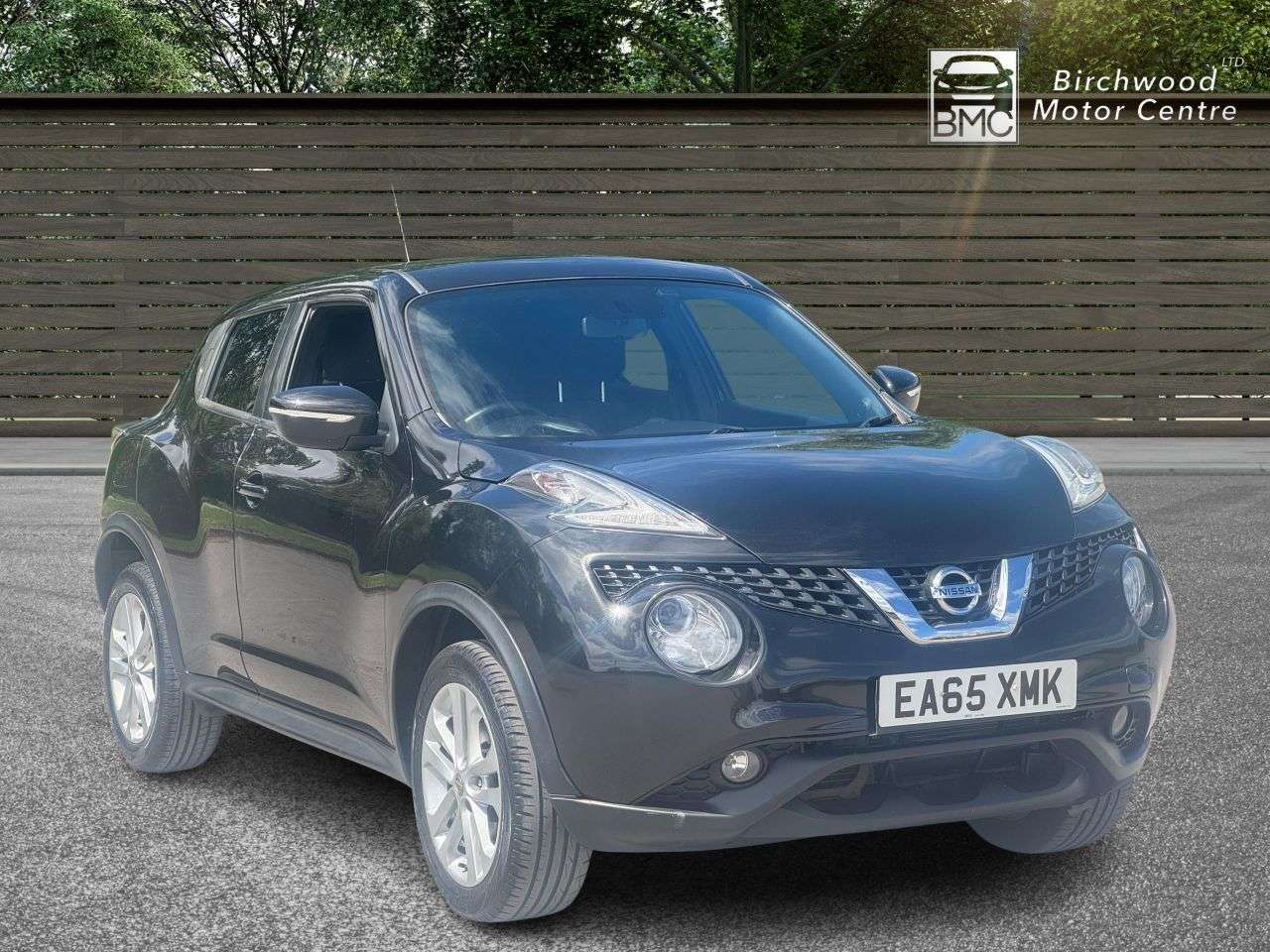 A 2015 NISSAN JUKE 1.6 Acenta Premium SUV 5dr Petrol XTRON Euro 6 (117 ps) SUV A 2015 NISSAN JUKE 1.6 Acenta Premium SUV 5dr Petrol XTRON Euro 6 (117 ps) SUV