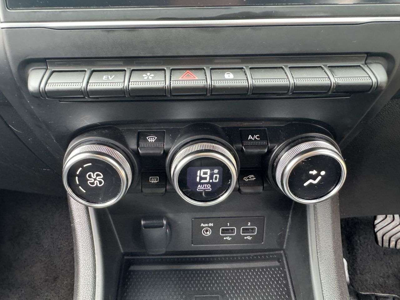 2023 RENAULT CAPTUR 2023 RENAULT CAPTUR