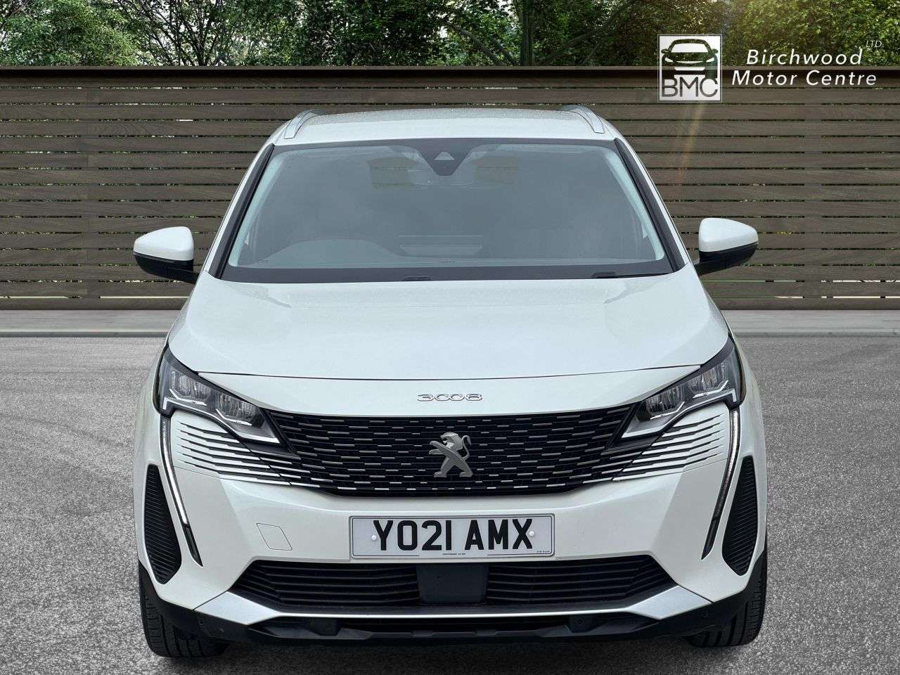 A 2021 PEUGEOT 3008 1.6 13.2kWh Allure Premium SUV 5dr Petrol Plug-in Hybrid e-EAT Euro 6 (s/s) A 2021 PEUGEOT 3008 1.6 13.2kWh Allure Premium SUV 5dr Petrol Plug-in Hybrid e-EAT Euro 6 (s/s)
