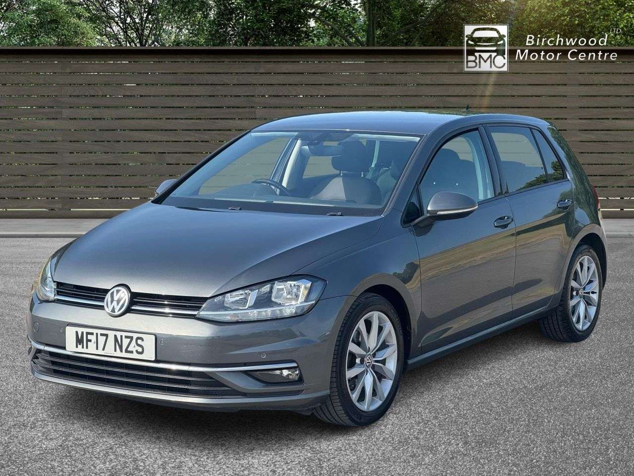 A 2017 VOLKSWAGEN GOLF 1.6 TDI BlueMotion Tech GT Hatchback 5dr Diesel Manual Euro 6 (s/s) (115 ps A 2017 VOLKSWAGEN GOLF 1.6 TDI BlueMotion Tech GT Hatchback 5dr Diesel Manual Euro 6 (s/s) (115 ps