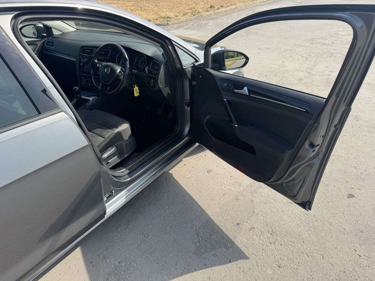 2017 VOLKSWAGEN GOLF 2017 VOLKSWAGEN GOLF