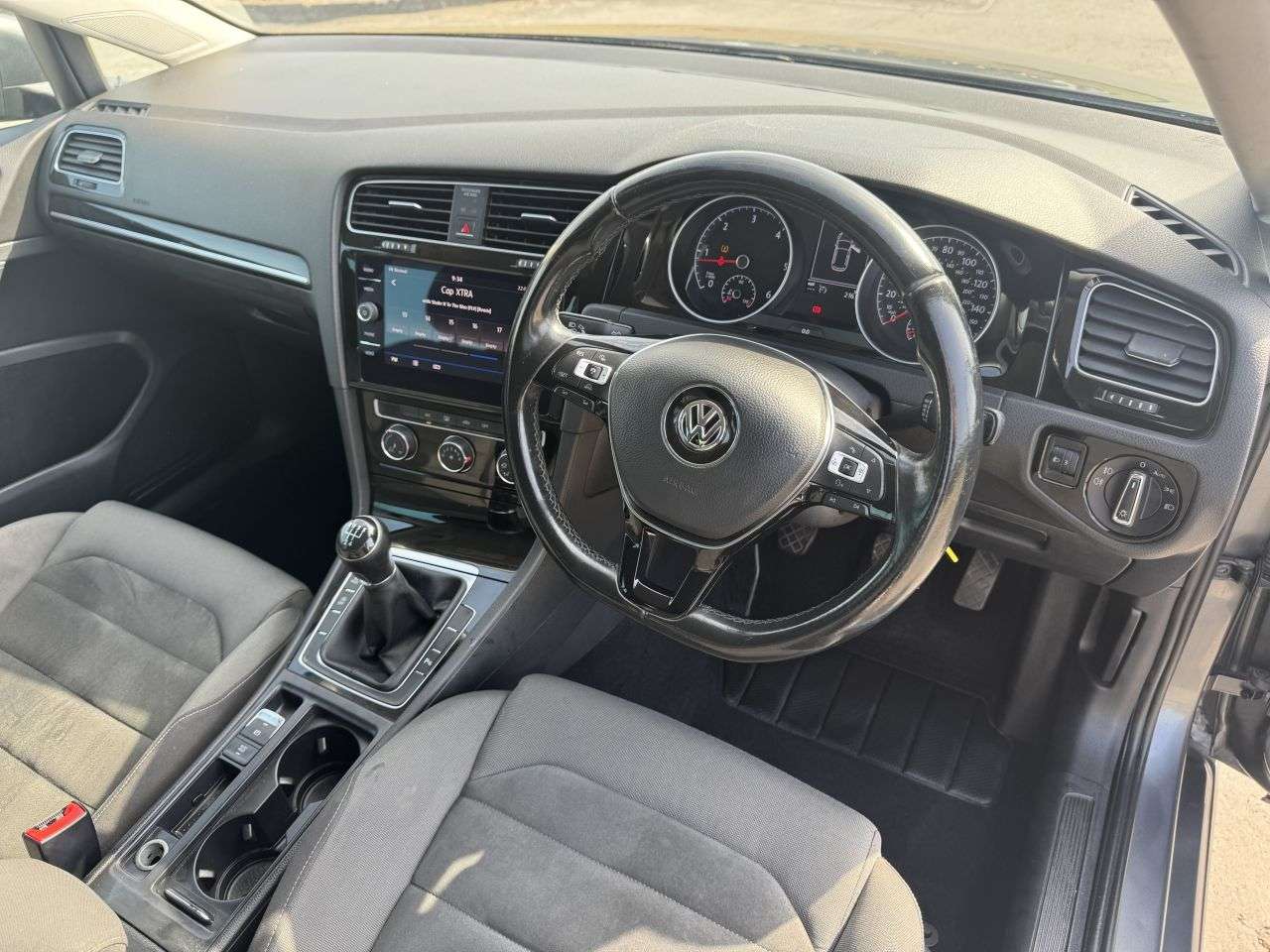 2017 VOLKSWAGEN GOLF 2017 VOLKSWAGEN GOLF