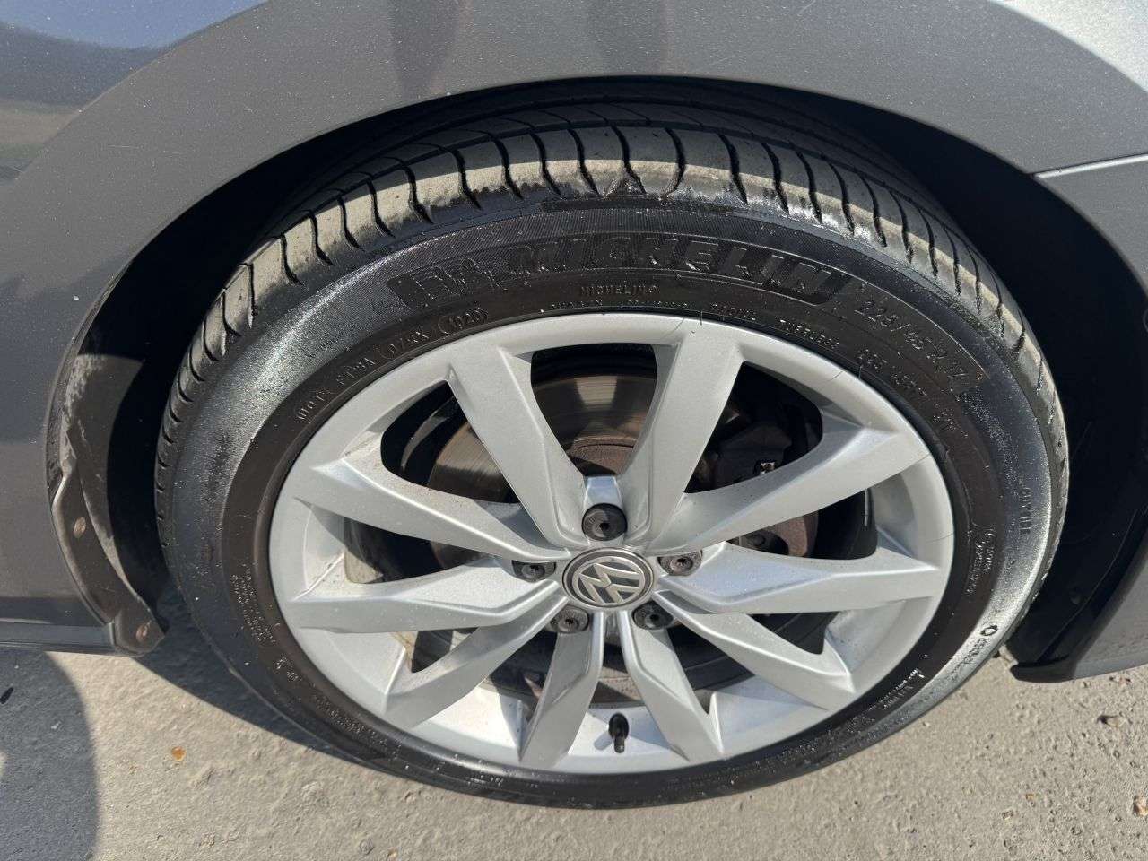 2017 VOLKSWAGEN GOLF 2017 VOLKSWAGEN GOLF