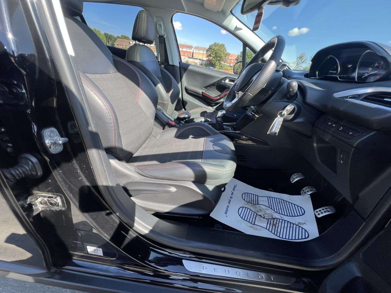 2018 PEUGEOT 2008 2018 PEUGEOT 2008