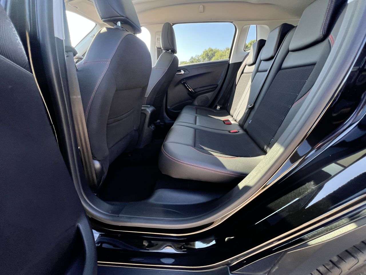 2018 PEUGEOT 2008 2018 PEUGEOT 2008