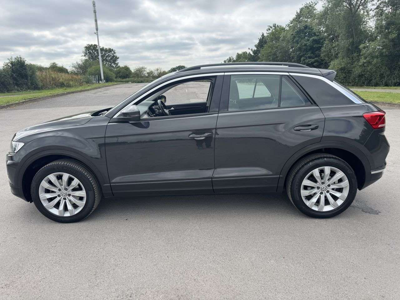 2019 VOLKSWAGEN T-ROC 2019 VOLKSWAGEN T-ROC