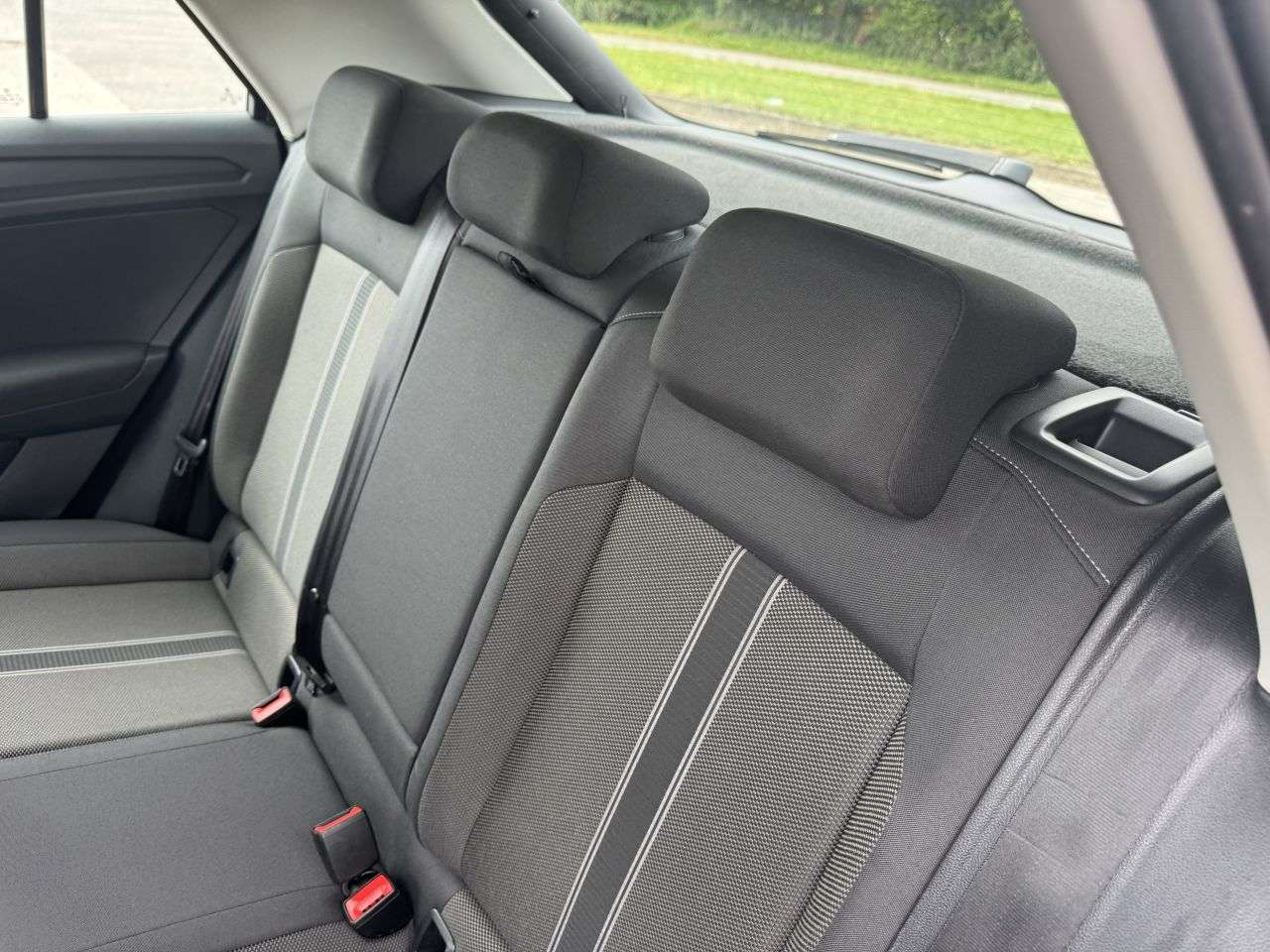 2019 VOLKSWAGEN T-ROC 2019 VOLKSWAGEN T-ROC