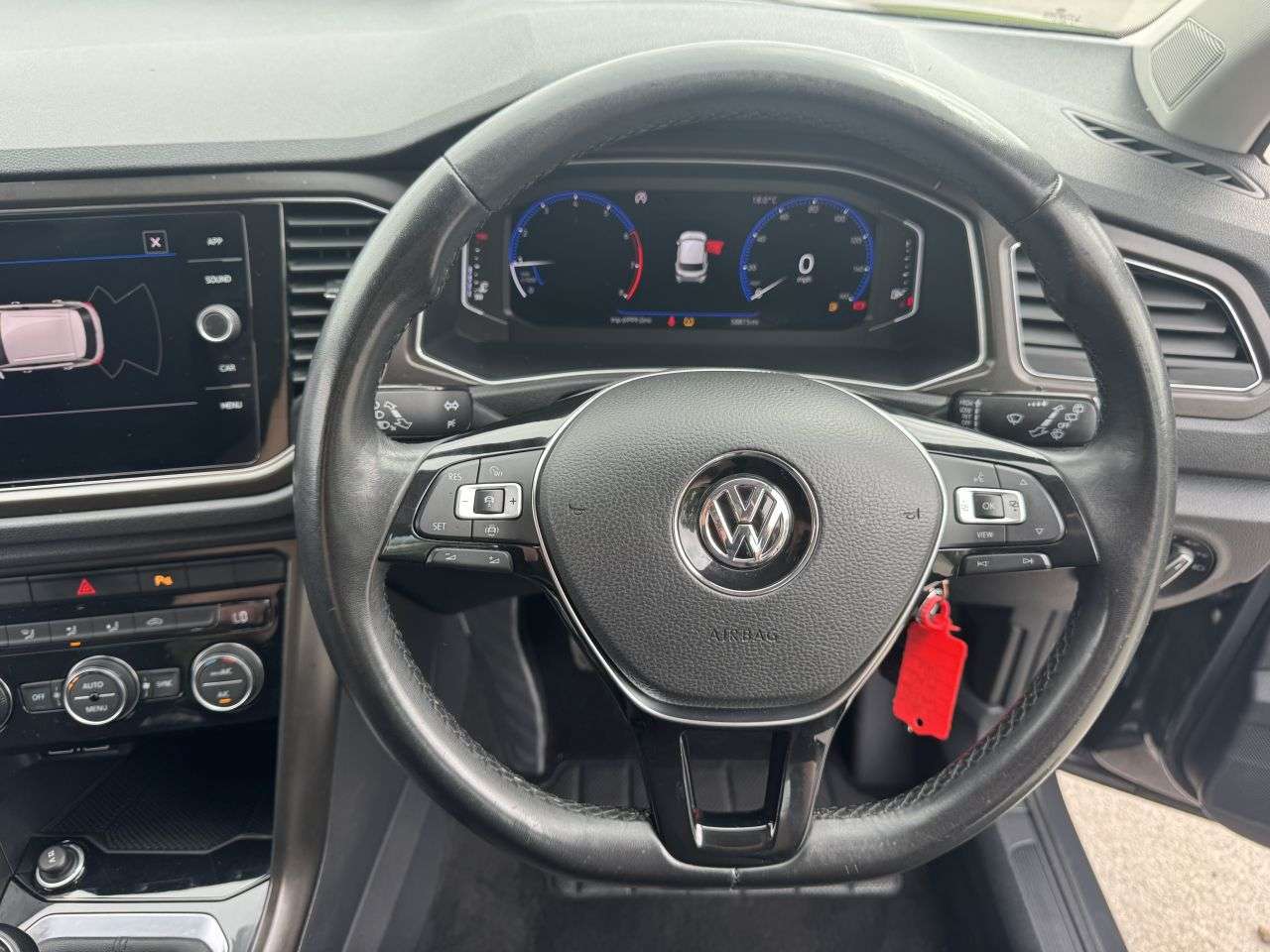 2019 VOLKSWAGEN T-ROC 2019 VOLKSWAGEN T-ROC
