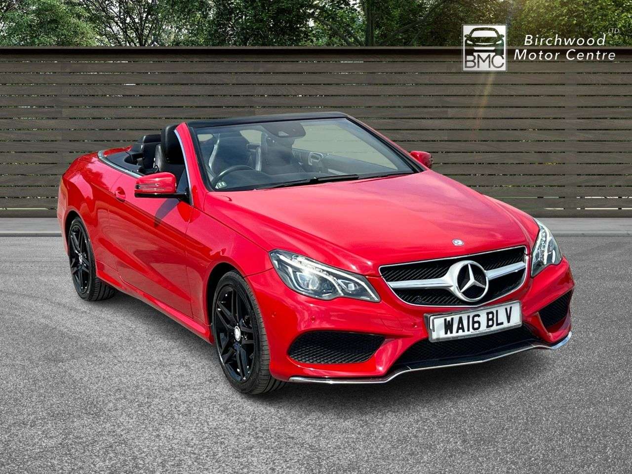 A 2016 MERCEDES-BENZ E CLASS 2.1 E220 BlueTEC AMG Line Cabriolet 2dr Diesel G-Tronic+ Euro 6 (s/s) (177 A 2016 MERCEDES-BENZ E CLASS 2.1 E220 BlueTEC AMG Line Cabriolet 2dr Diesel G-Tronic+ Euro 6 (s/s) (177