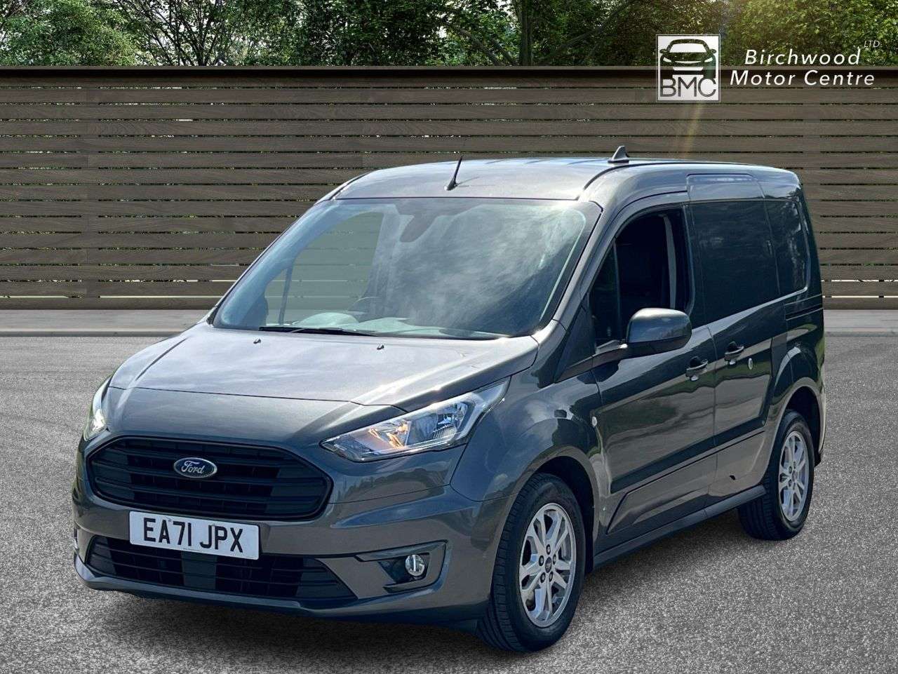 A 2021 FORD TRANSIT CONNECT 1.5 200 EcoBlue Limited Panel Van 5dr Diesel Manual L1 Euro 6 (s/s) (120 ps A 2021 FORD TRANSIT CONNECT 1.5 200 EcoBlue Limited Panel Van 5dr Diesel Manual L1 Euro 6 (s/s) (120 ps