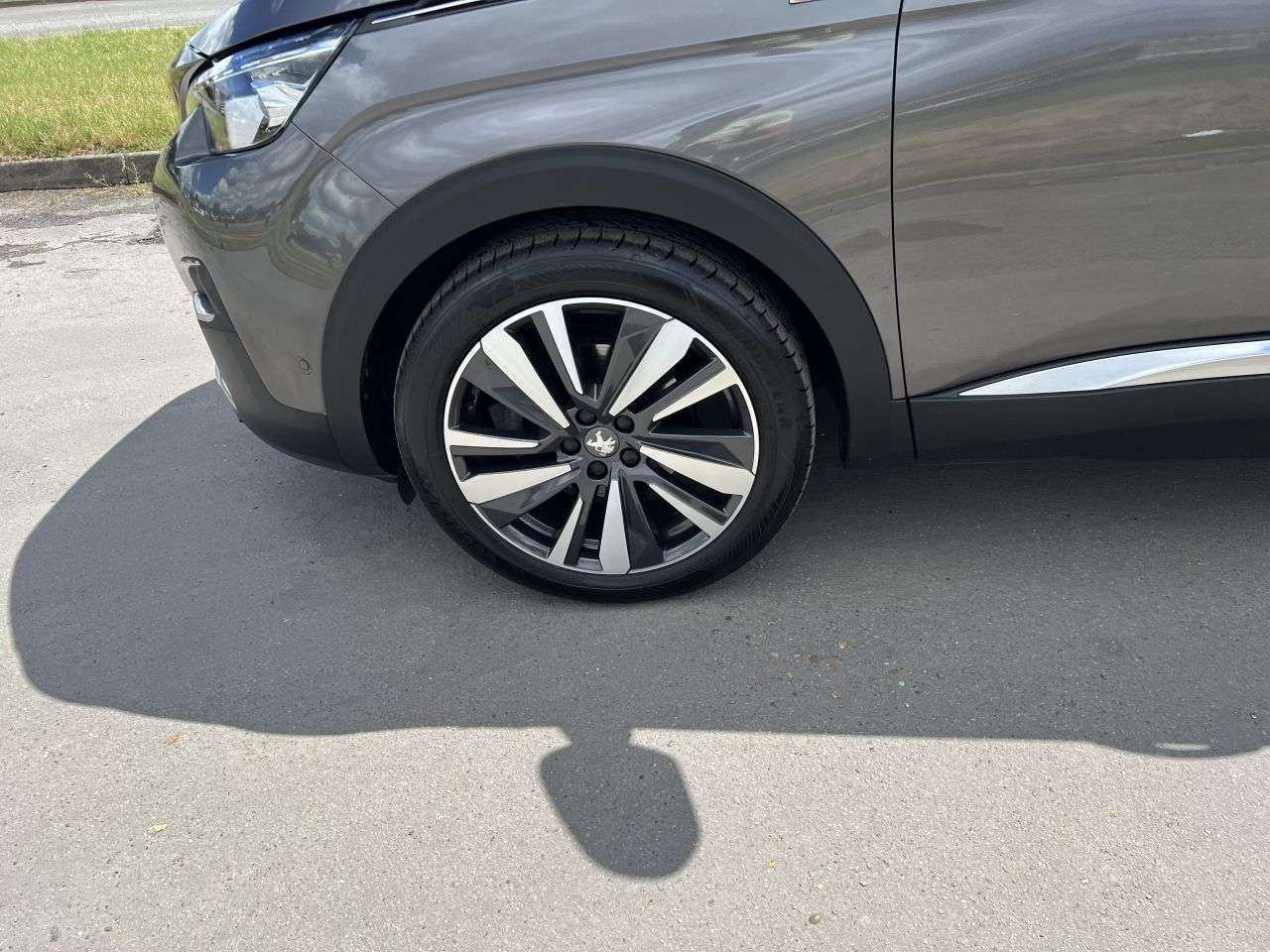 2020 PEUGEOT 3008 2020 PEUGEOT 3008