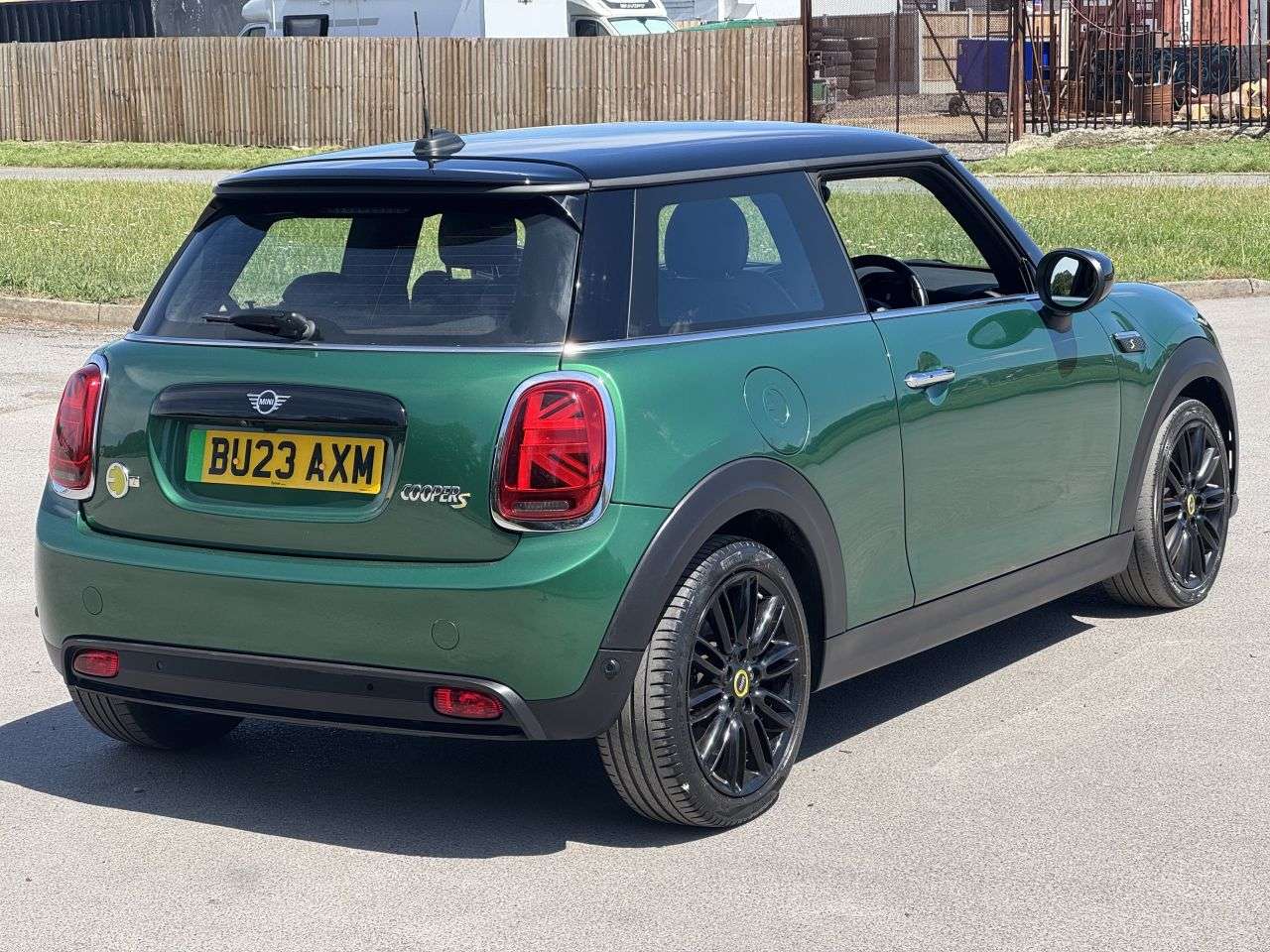 2023 MINI ELECTRIC HATCH 2023 MINI ELECTRIC HATCH