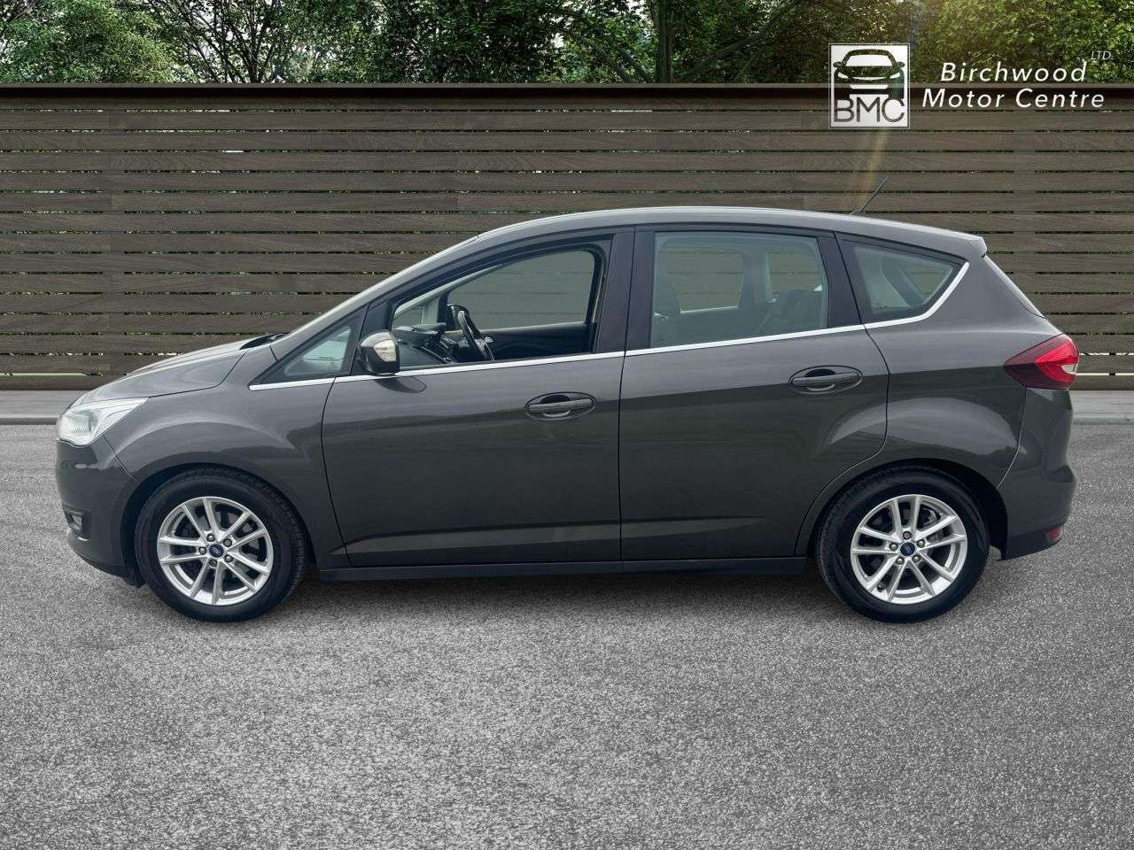 A 2018 FORD C-MAX 1.0T EcoBoost GPF Zetec MPV 5dr Petrol Manual Euro 6 (s/s) (125 ps) AIR CON A 2018 FORD C-MAX 1.0T EcoBoost GPF Zetec MPV 5dr Petrol Manual Euro 6 (s/s) (125 ps) AIR CON