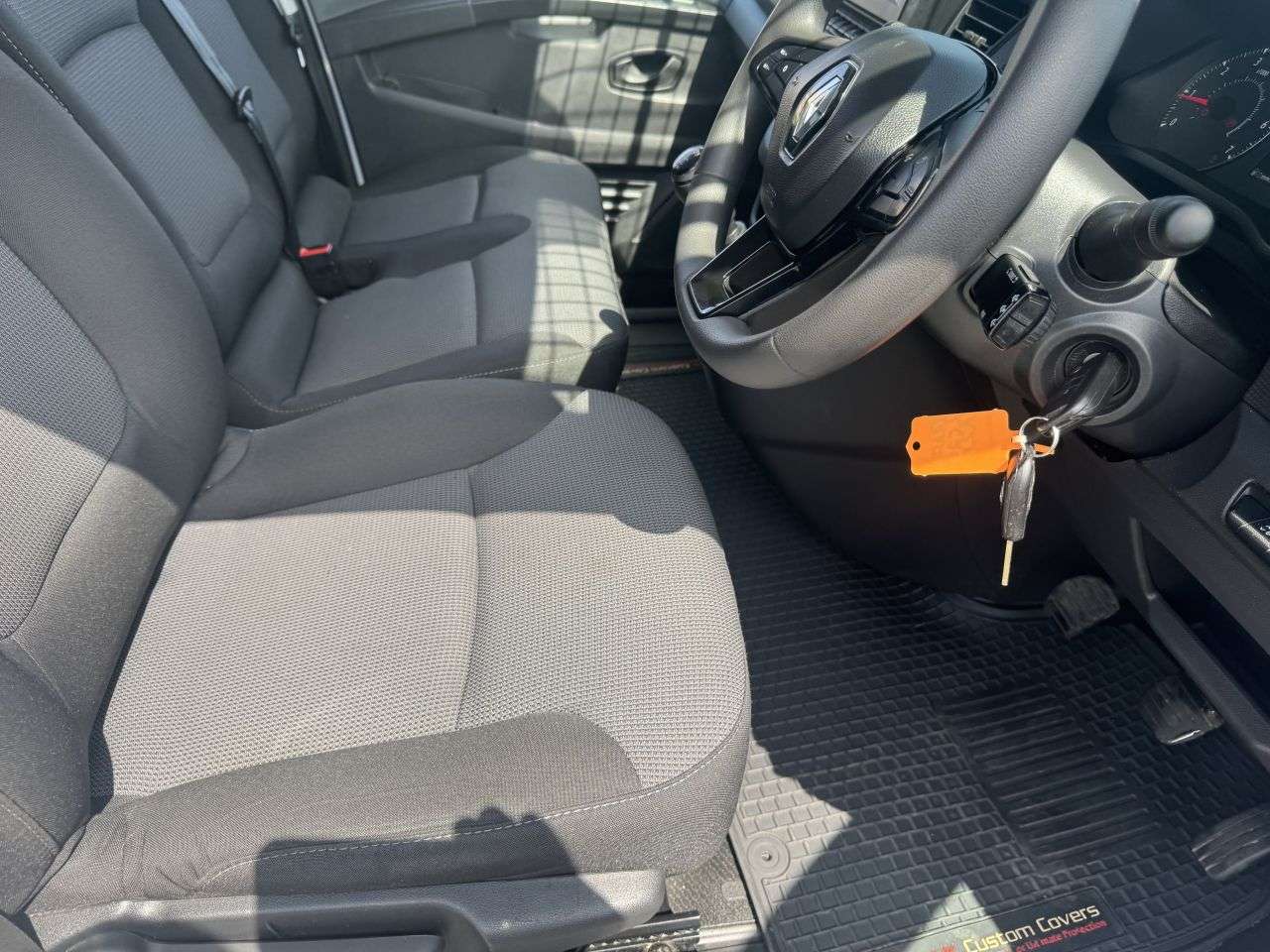 2024 RENAULT TRAFIC 2024 RENAULT TRAFIC