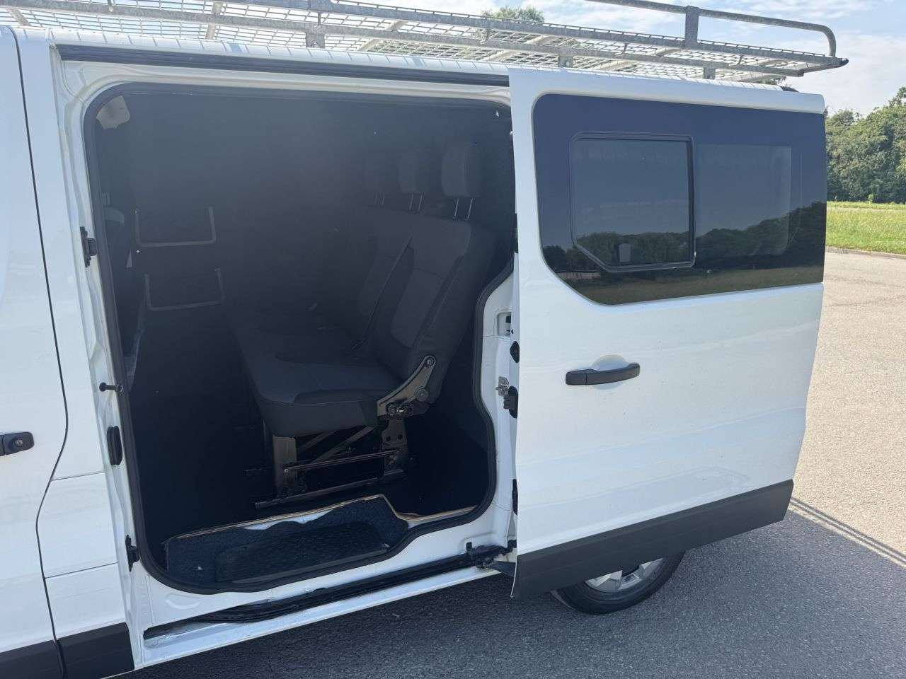 2024 RENAULT TRAFIC 2024 RENAULT TRAFIC