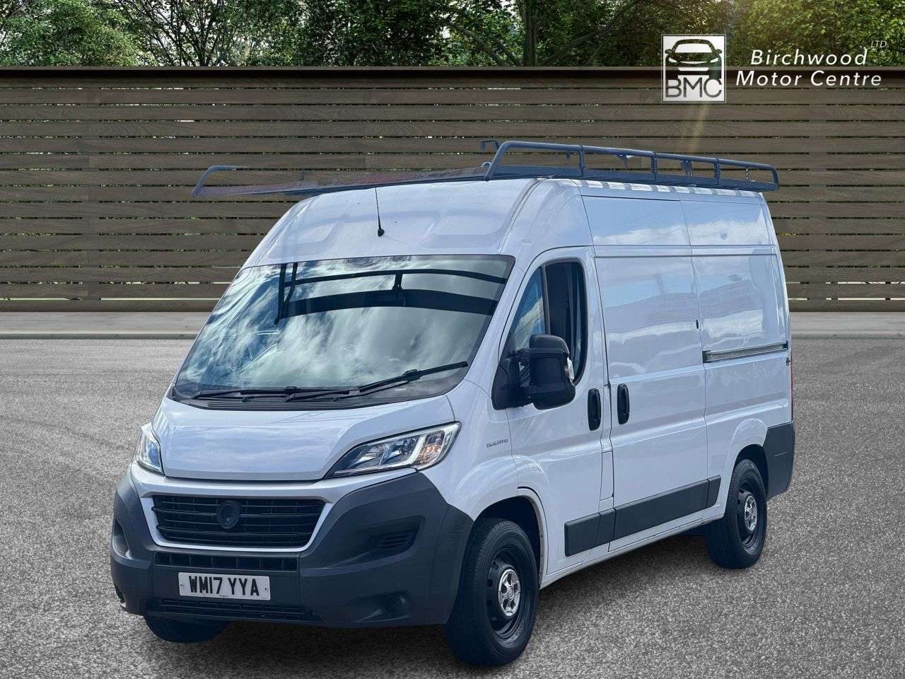 A 2017 FIAT DUCATO 2.0 MultiJetII 35 Panel Van 5dr Diesel Manual M H2 Euro 6 (s/s) (115 ps) SE A 2017 FIAT DUCATO 2.0 MultiJetII 35 Panel Van 5dr Diesel Manual M H2 Euro 6 (s/s) (115 ps) SE