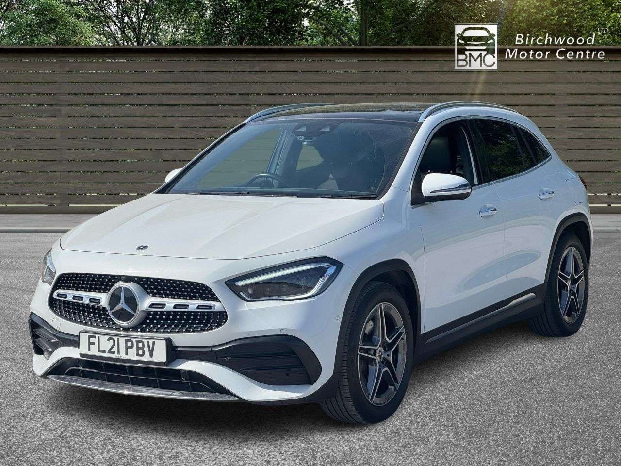 A 2021 MERCEDES-BENZ GLA 1.3 GLA180 AMG Line (Premium Plus) SUV 5dr Petrol 7G-DCT Euro 6 (s/s) (136 A 2021 MERCEDES-BENZ GLA 1.3 GLA180 AMG Line (Premium Plus) SUV 5dr Petrol 7G-DCT Euro 6 (s/s) (136
