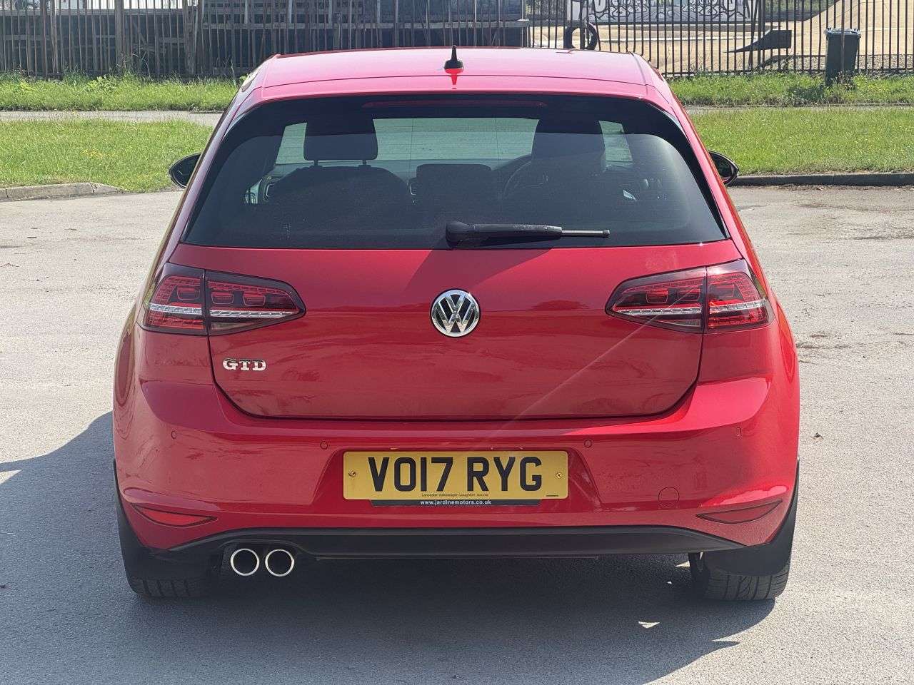 2017 VOLKSWAGEN GOLF 2017 VOLKSWAGEN GOLF