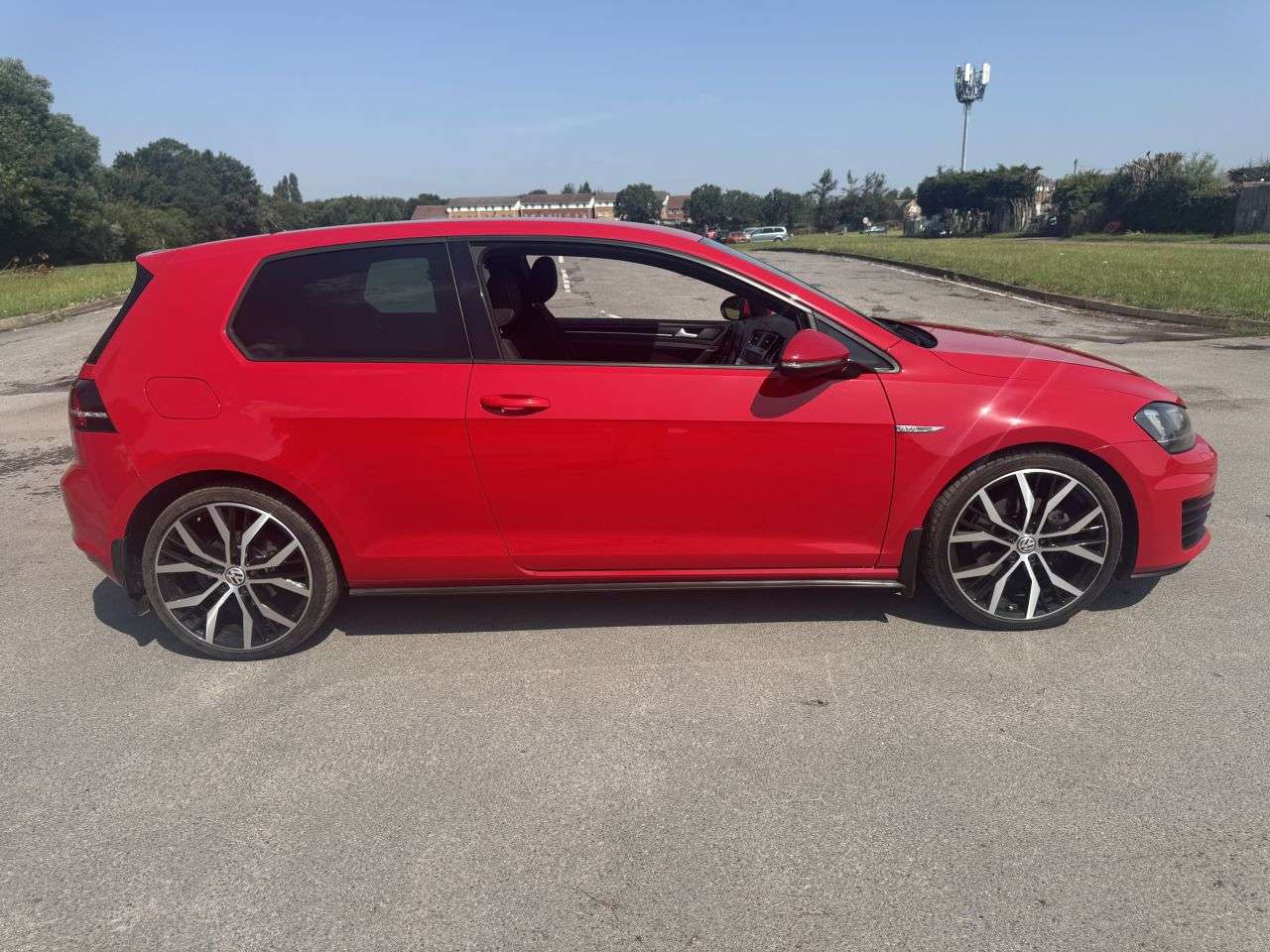 2017 VOLKSWAGEN GOLF 2017 VOLKSWAGEN GOLF