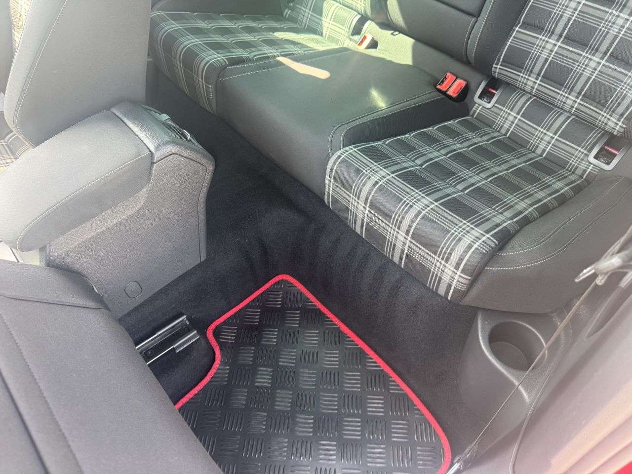 2017 VOLKSWAGEN GOLF 2017 VOLKSWAGEN GOLF