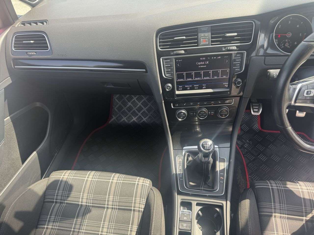 2017 VOLKSWAGEN GOLF 2017 VOLKSWAGEN GOLF