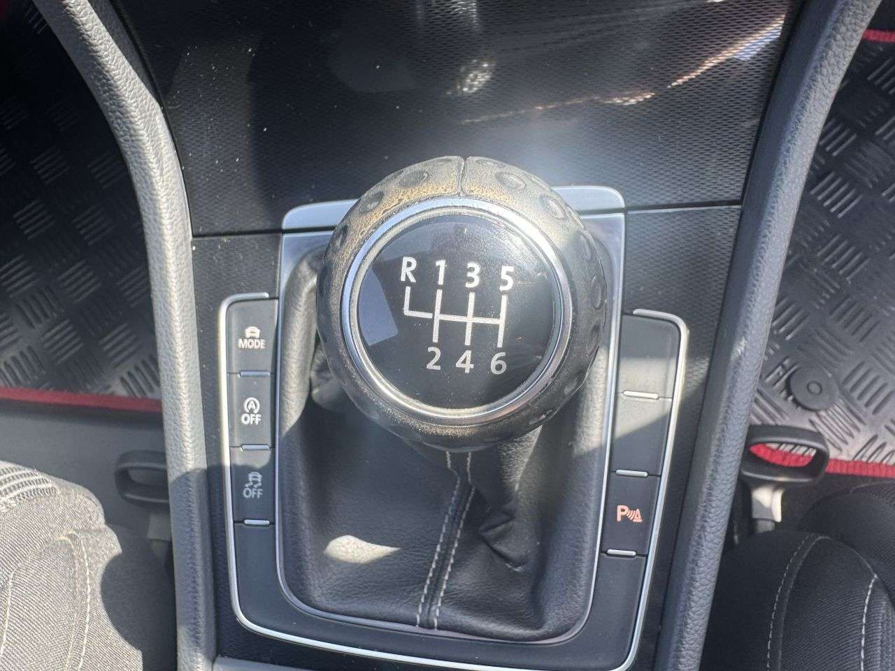 2017 VOLKSWAGEN GOLF 2017 VOLKSWAGEN GOLF