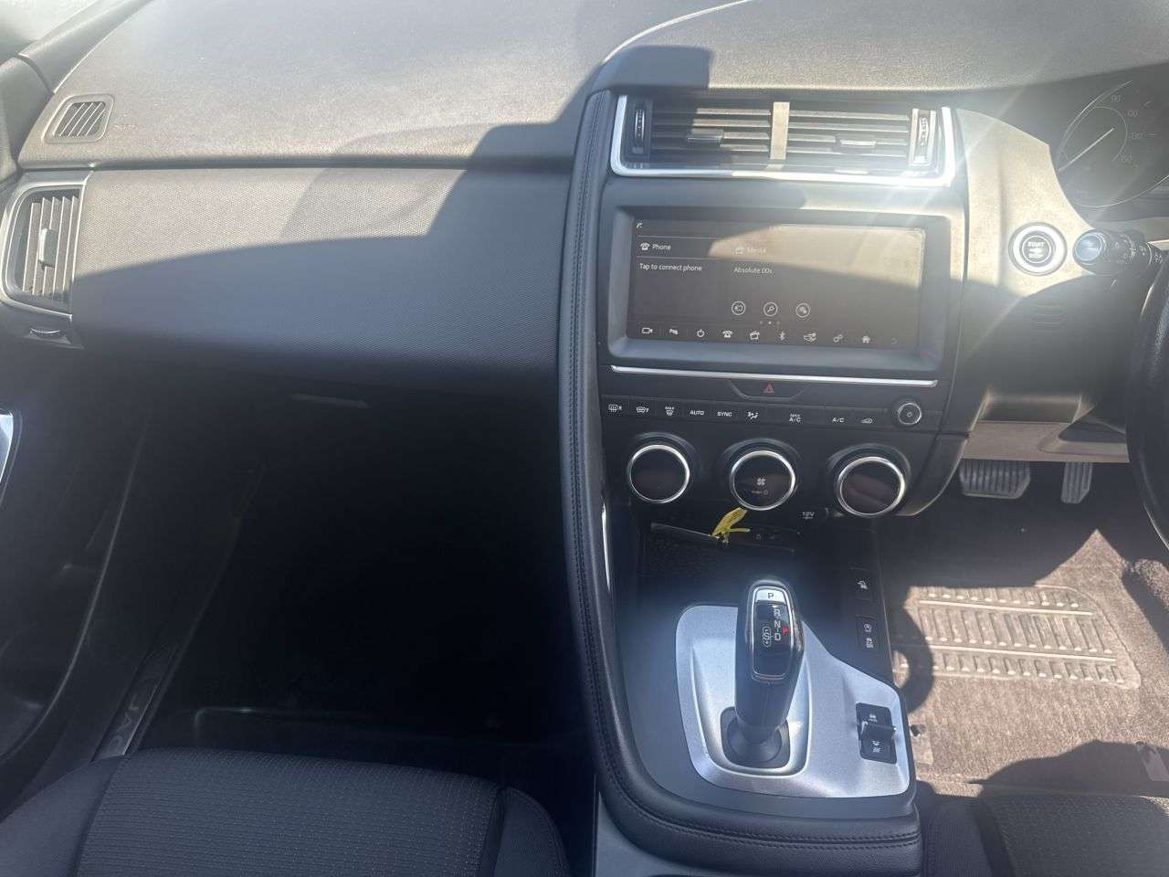 2018 JAGUAR E-PACE 2018 JAGUAR E-PACE