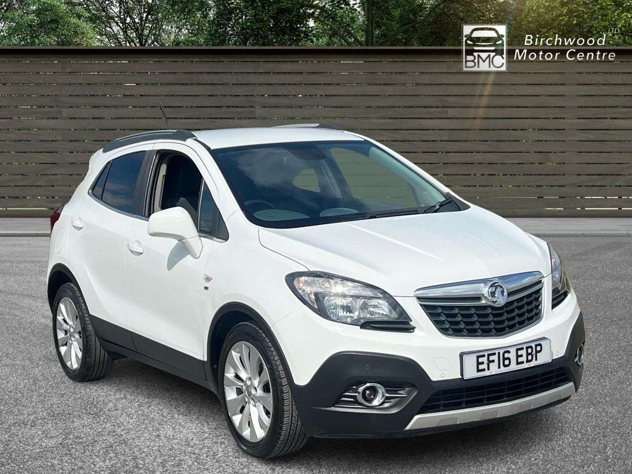A 2016 VAUXHALL MOKKA 1.4i Turbo SE SUV 5dr Petrol Auto 2WD Euro 6 (140 ps) LOW MILEAGE AUTOMATIC A 2016 VAUXHALL MOKKA 1.4i Turbo SE SUV 5dr Petrol Auto 2WD Euro 6 (140 ps) LOW MILEAGE AUTOMATIC