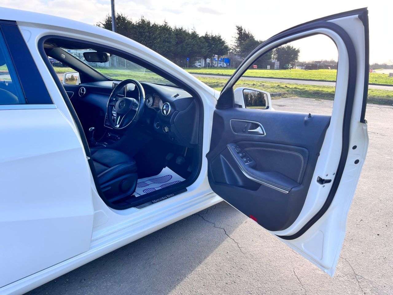 2015 MERCEDES-BENZ A-CLASS 2015 MERCEDES-BENZ A-CLASS