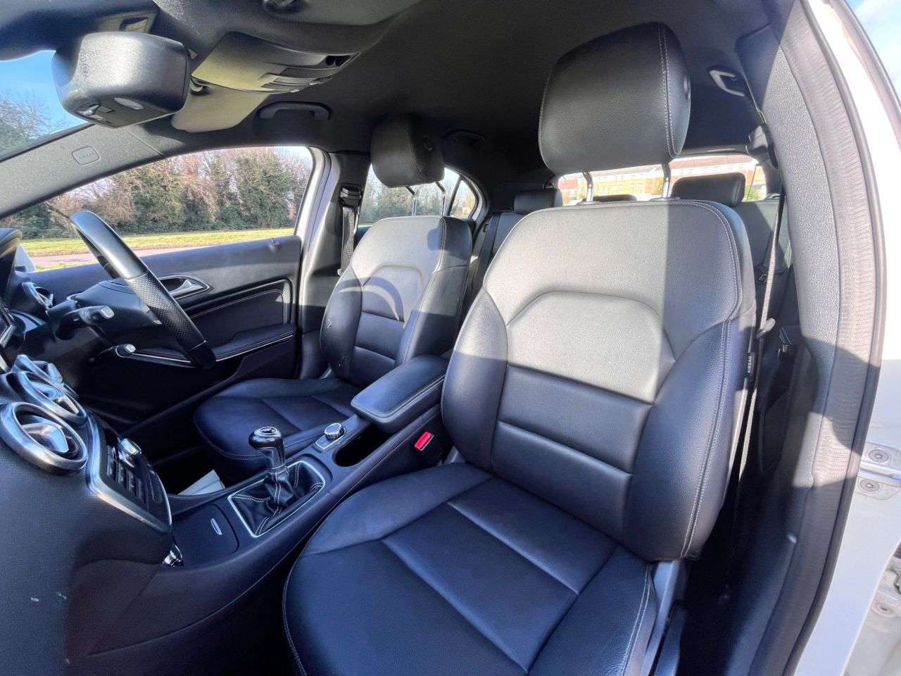 2015 MERCEDES-BENZ A-CLASS 2015 MERCEDES-BENZ A-CLASS