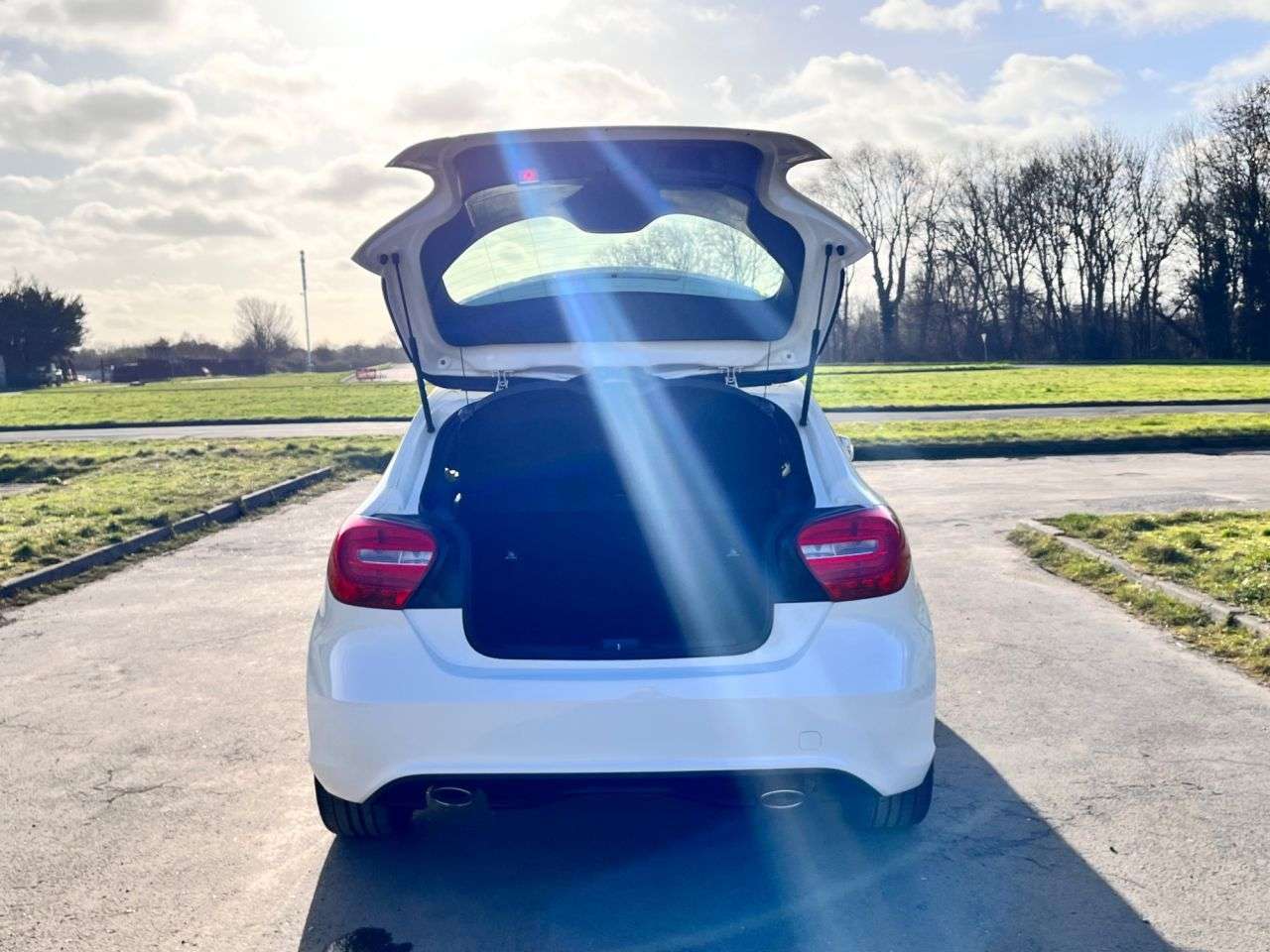 2015 MERCEDES-BENZ A-CLASS 2015 MERCEDES-BENZ A-CLASS