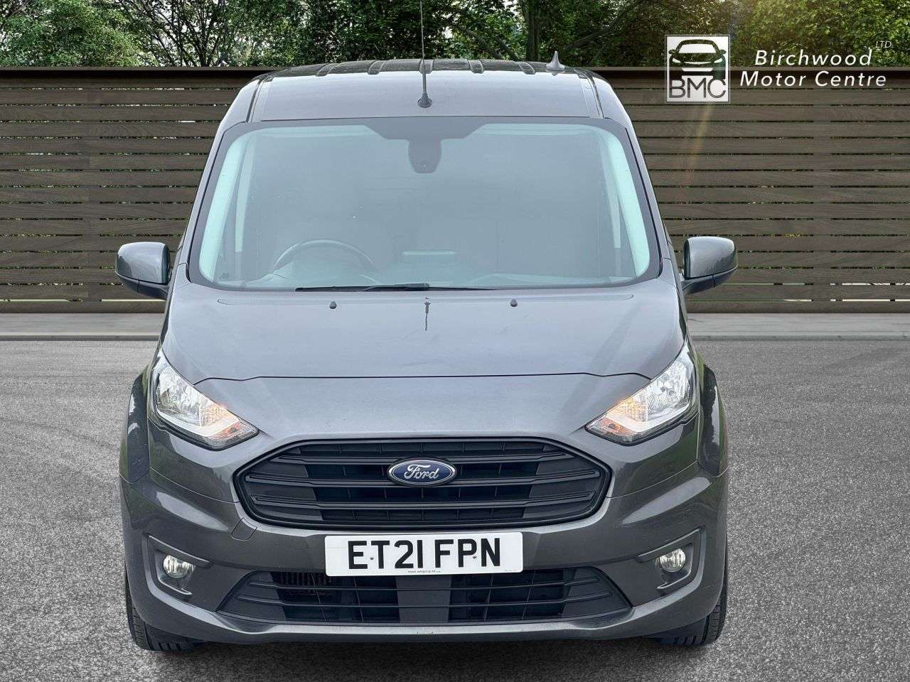 A 2021 FORD TRANSIT CONNECT 1.5 200 EcoBlue Limited Panel Van 5dr Diesel Manual L1 Euro 6 (s/s) (120 ps A 2021 FORD TRANSIT CONNECT 1.5 200 EcoBlue Limited Panel Van 5dr Diesel Manual L1 Euro 6 (s/s) (120 ps