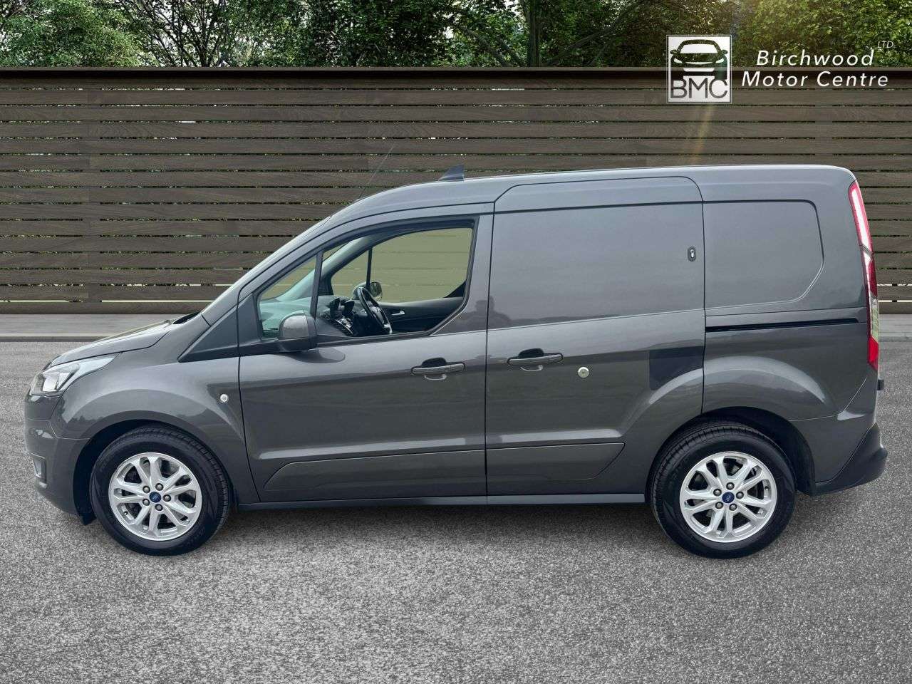 A 2021 FORD TRANSIT CONNECT 1.5 200 EcoBlue Limited Panel Van 5dr Diesel Manual L1 Euro 6 (s/s) (120 ps A 2021 FORD TRANSIT CONNECT 1.5 200 EcoBlue Limited Panel Van 5dr Diesel Manual L1 Euro 6 (s/s) (120 ps