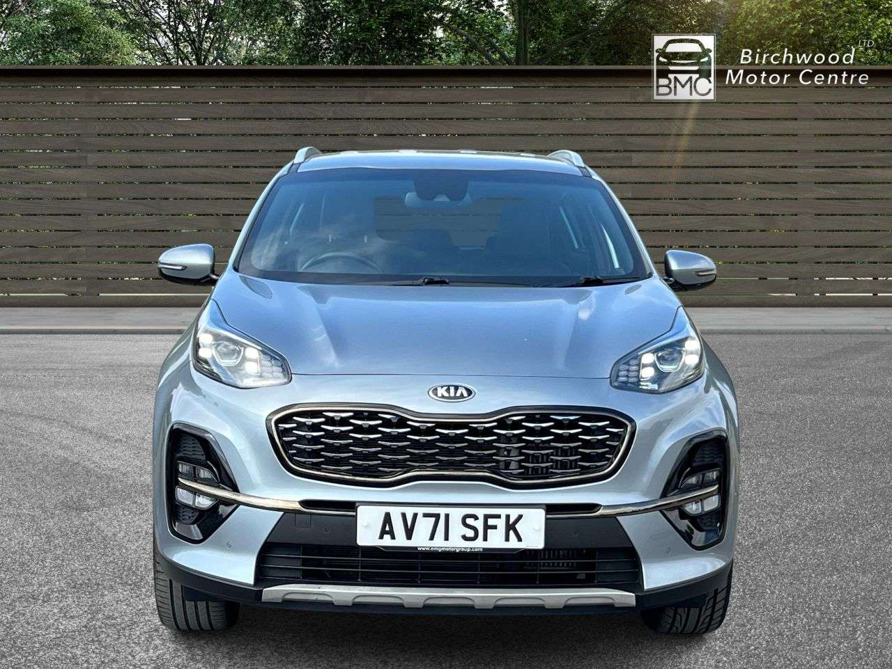 A 2022 KIA SPORTAGE 1.6 CRDi MHEV GT-Line SUV 5dr Diesel Hybrid DCT AWD Euro 6 (s/s) (134 bhp) A 2022 KIA SPORTAGE 1.6 CRDi MHEV GT-Line SUV 5dr Diesel Hybrid DCT AWD Euro 6 (s/s) (134 bhp)