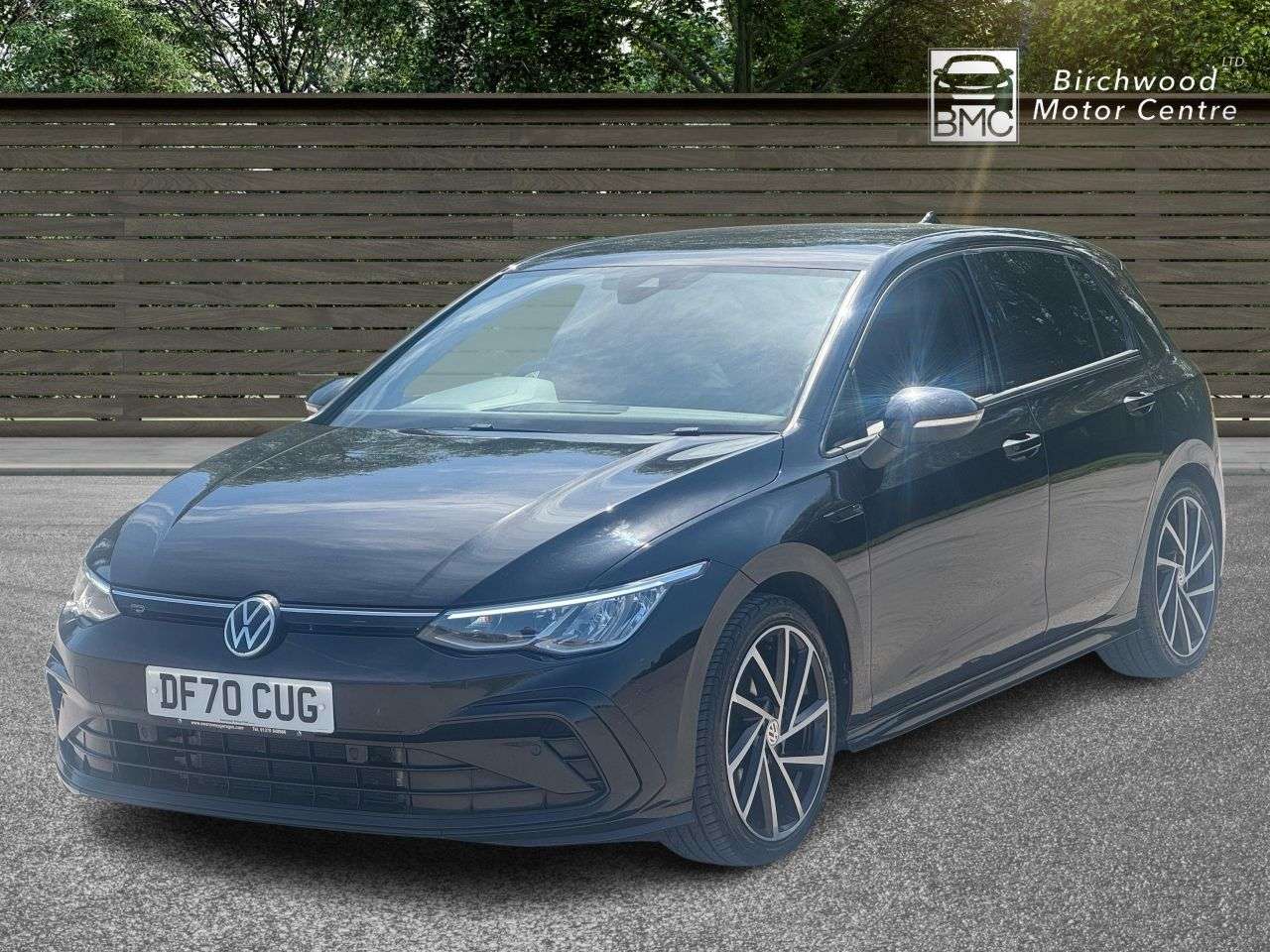 A 2020 VOLKSWAGEN GOLF 2.0 TDI R-Line Hatchback 5dr Diesel DSG Euro 6 (s/s) (150 ps) AIR CONDITION A 2020 VOLKSWAGEN GOLF 2.0 TDI R-Line Hatchback 5dr Diesel DSG Euro 6 (s/s) (150 ps) AIR CONDITION