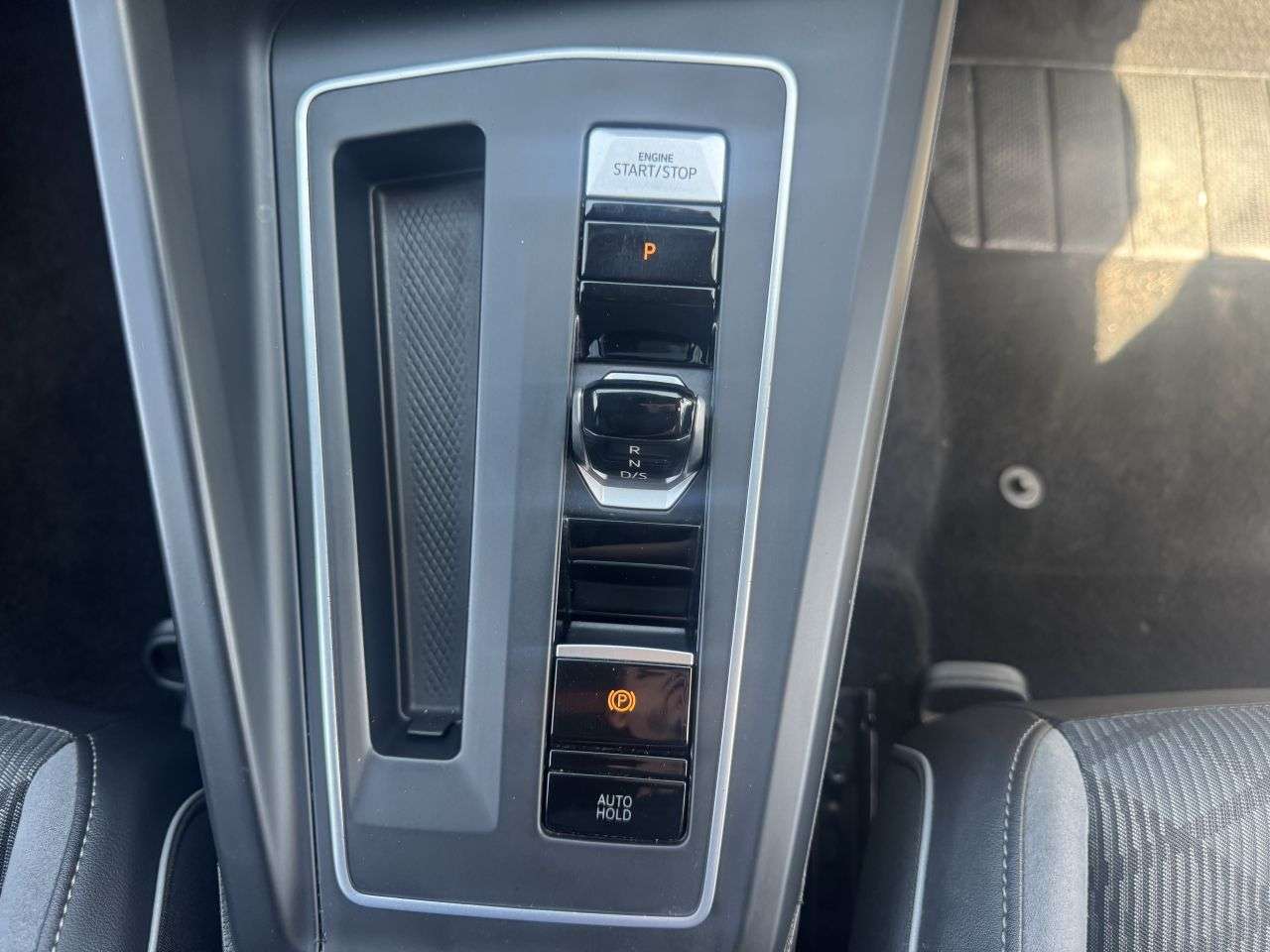 2020 VOLKSWAGEN GOLF 2020 VOLKSWAGEN GOLF
