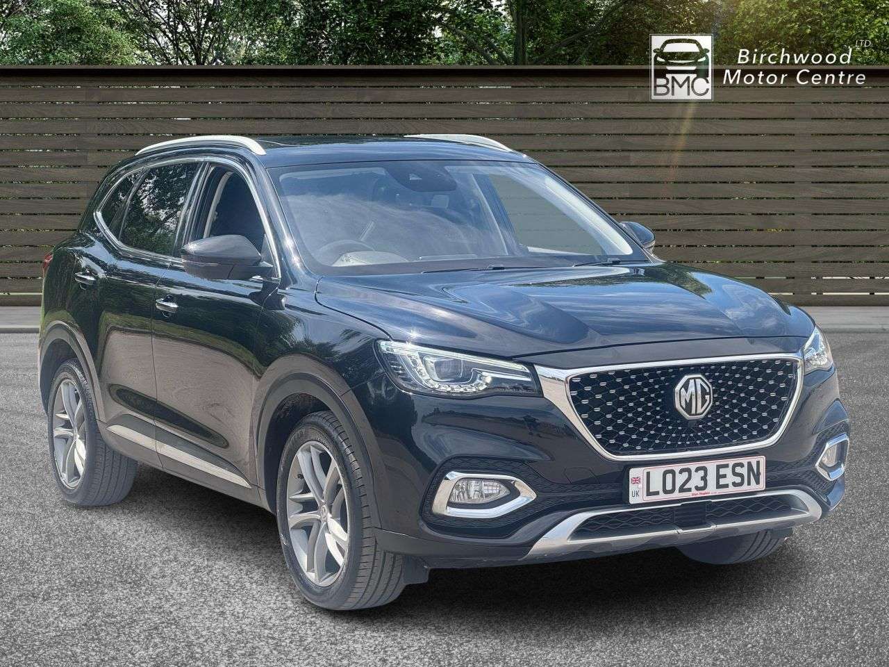 A 2023 MG MG HS 1.5 T-GDI Exclusive SUV 5dr Petrol DCT Euro 6 (s/s) (162 ps) FULL SERVICE H A 2023 MG MG HS 1.5 T-GDI Exclusive SUV 5dr Petrol DCT Euro 6 (s/s) (162 ps) FULL SERVICE H