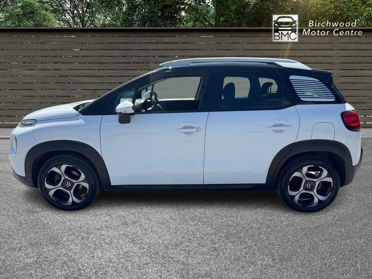 A 2020 CITROEN C3 AIRCROSS 1.2 PureTech Flair SUV 5dr Petrol Manual 6 Spd Euro 6 (s/s) (110 ps) SERVIC A 2020 CITROEN C3 AIRCROSS 1.2 PureTech Flair SUV 5dr Petrol Manual 6 Spd Euro 6 (s/s) (110 ps) SERVIC