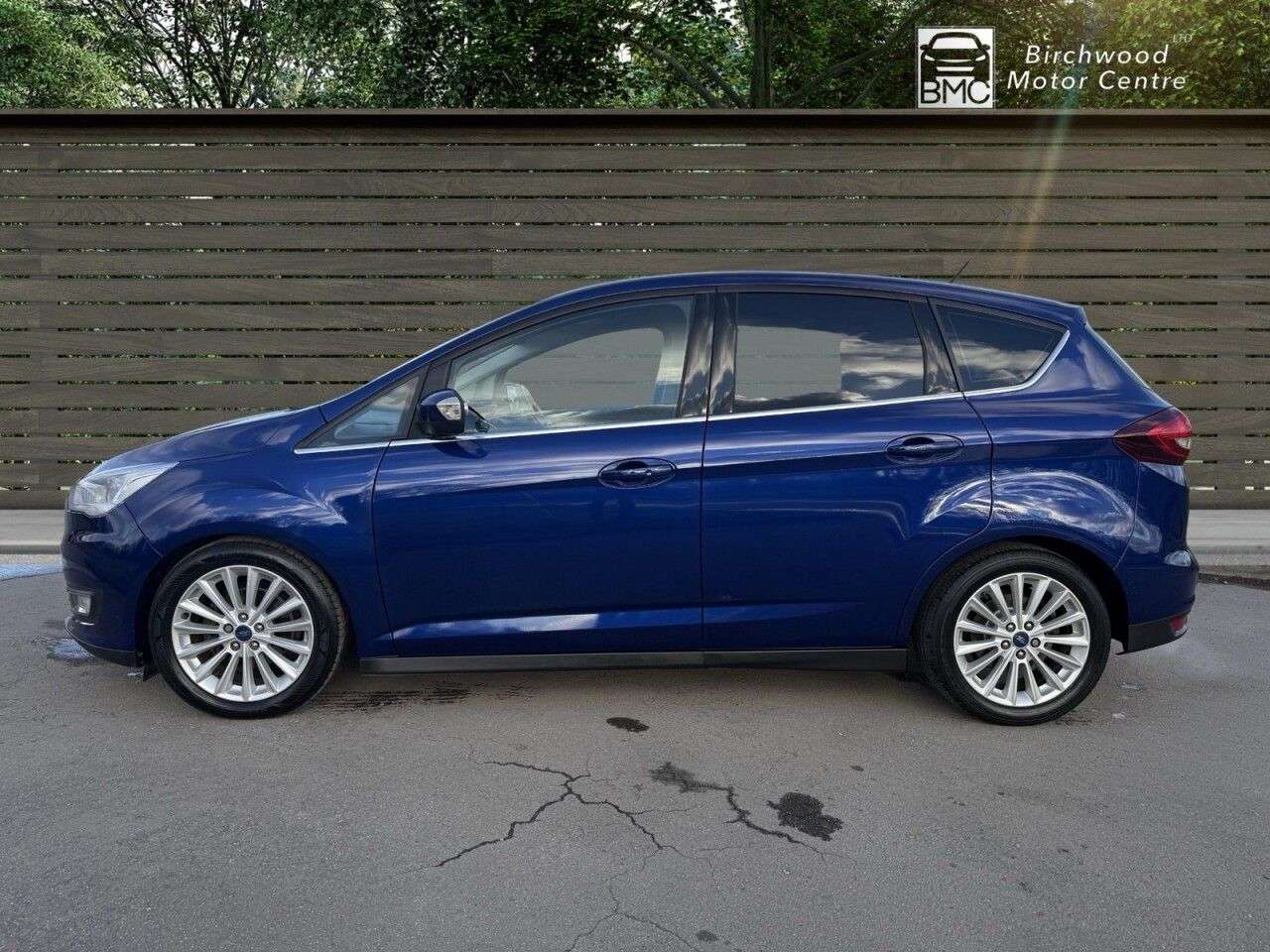 A 2017 FORD C-MAX 1.0T EcoBoost Titanium MPV 5dr Petrol Manual Euro 6 (s/s) (125 ps) AIR COND A 2017 FORD C-MAX 1.0T EcoBoost Titanium MPV 5dr Petrol Manual Euro 6 (s/s) (125 ps) AIR COND