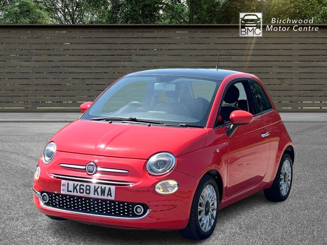 A 2018 FIAT 500 1.2 Lounge Hatchback 3dr Petrol Manual Euro 6 (s/s) (69 bhp) SUN ROOF A 2018 FIAT 500 1.2 Lounge Hatchback 3dr Petrol Manual Euro 6 (s/s) (69 bhp) SUN ROOF