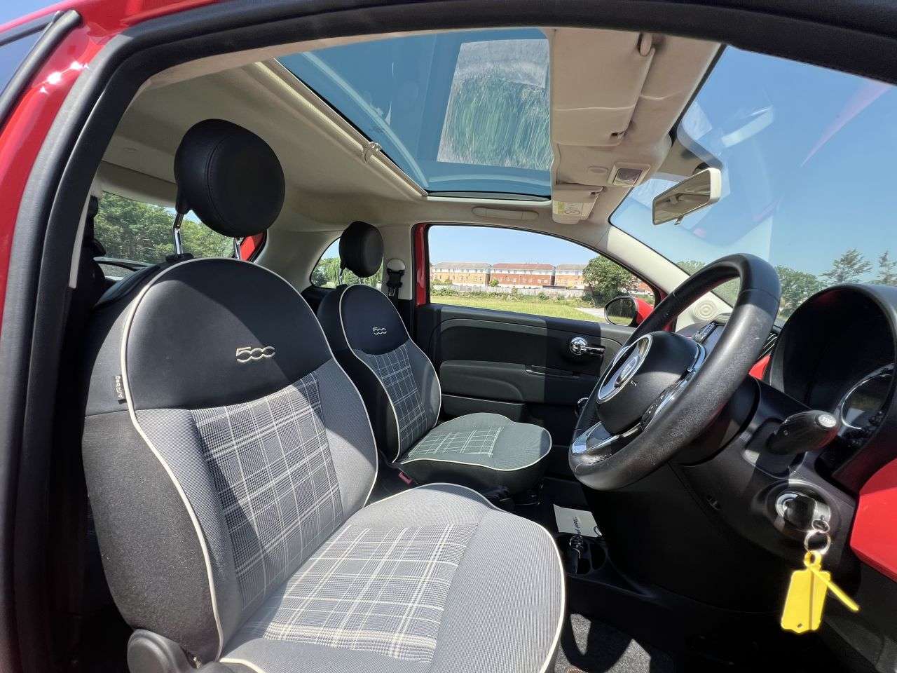 2018 FIAT 500 2018 FIAT 500
