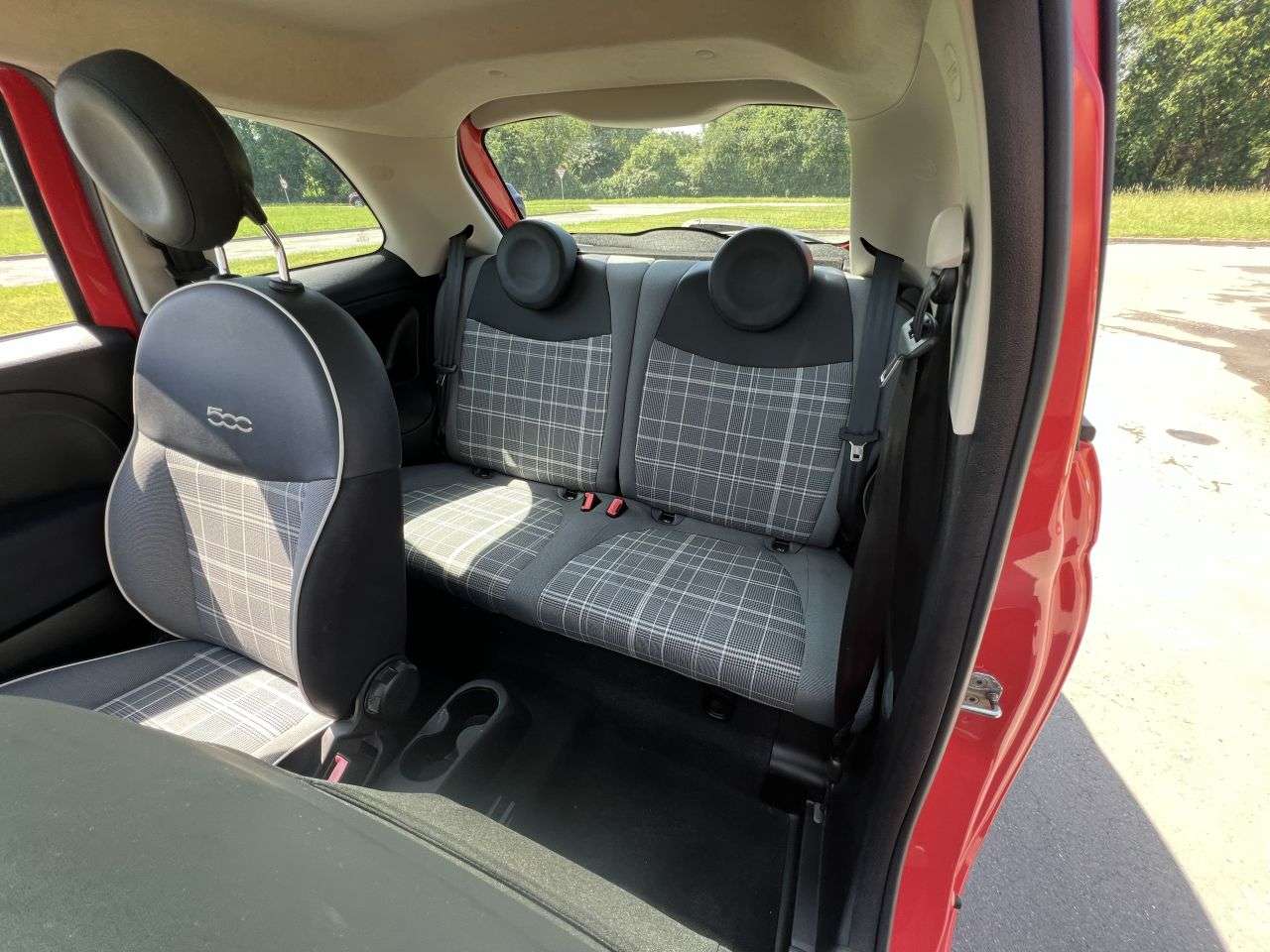 2018 FIAT 500 2018 FIAT 500
