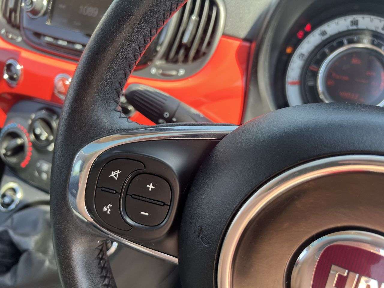 2018 FIAT 500 2018 FIAT 500