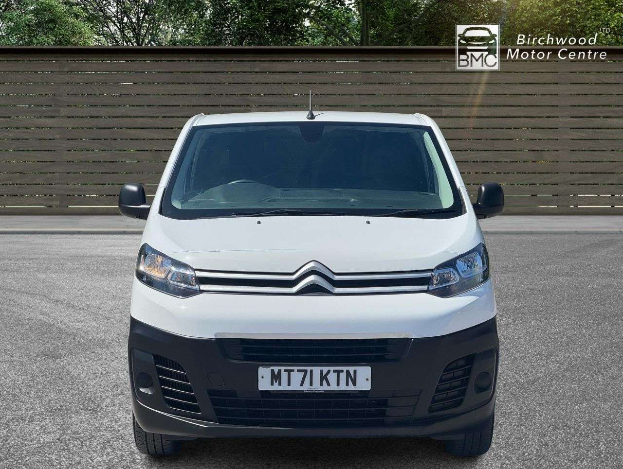 A 2021 CITROEN DISPATCH 1.5 BlueHDi 1000 Enterprise Pro M Panel Van 6dr Diesel Manual FWD 2 Euro 6 A 2021 CITROEN DISPATCH 1.5 BlueHDi 1000 Enterprise Pro M Panel Van 6dr Diesel Manual FWD 2 Euro 6