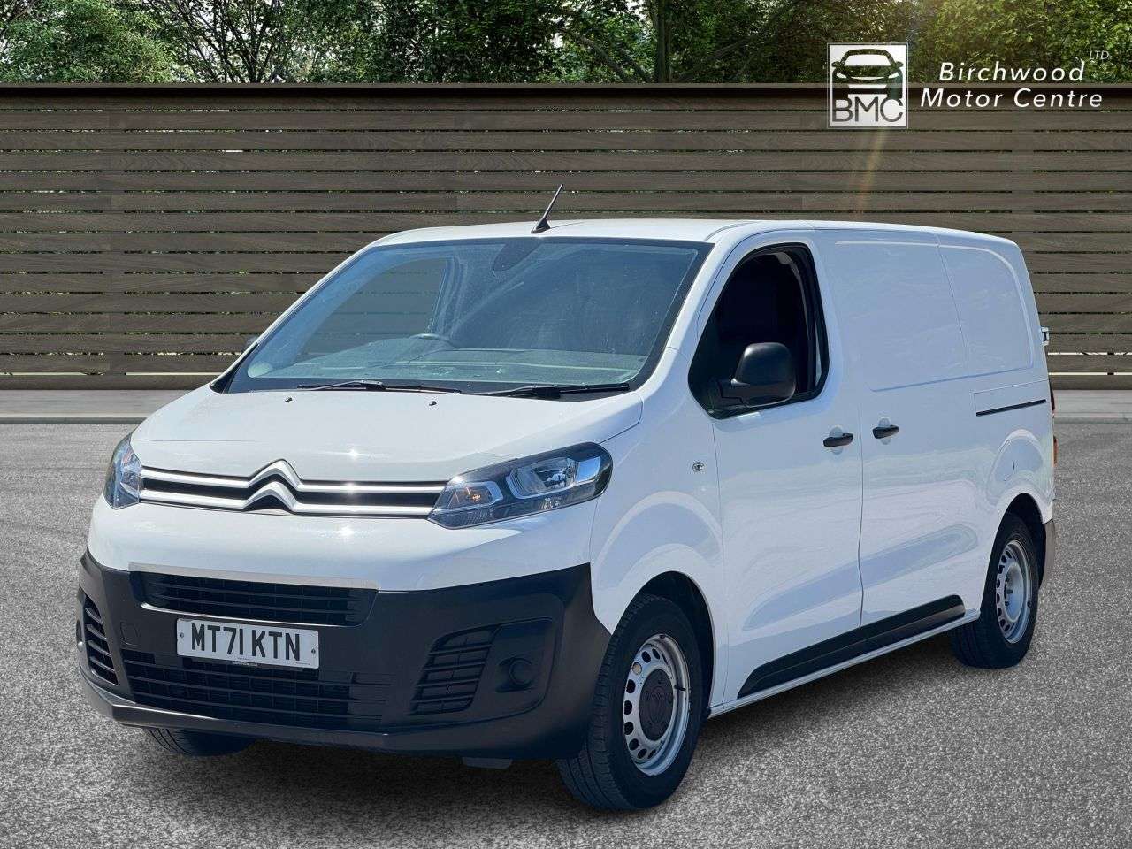 A 2021 CITROEN DISPATCH 1.5 BlueHDi 1000 Enterprise Pro M Panel Van 6dr Diesel Manual FWD 2 Euro 6 A 2021 CITROEN DISPATCH 1.5 BlueHDi 1000 Enterprise Pro M Panel Van 6dr Diesel Manual FWD 2 Euro 6