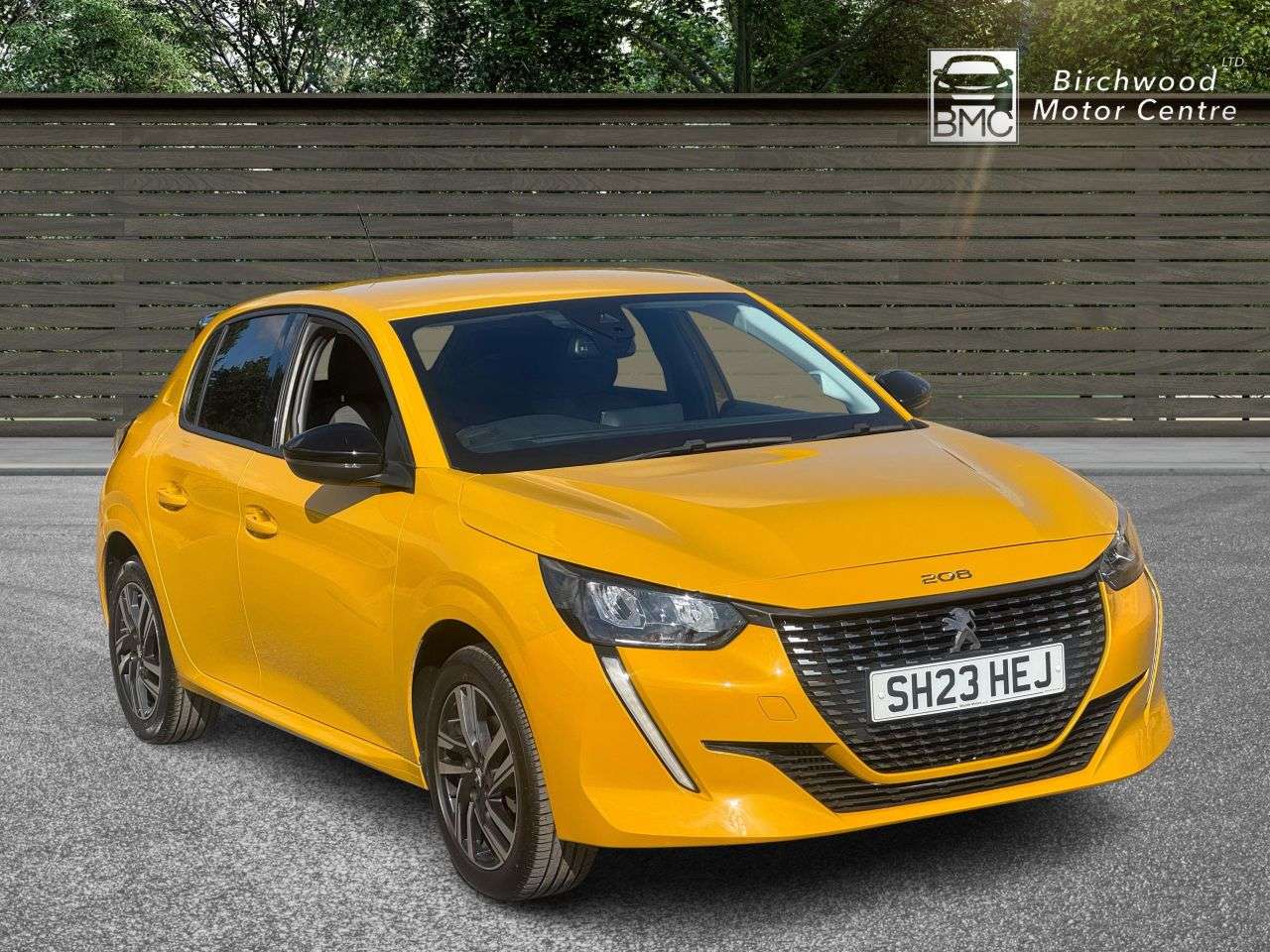 A 2023 PEUGEOT 208 1.2 PureTech Allure Premium + Hatchback 5dr Petrol EAT Euro 6 (s/s) (130 ps A 2023 PEUGEOT 208 1.2 PureTech Allure Premium + Hatchback 5dr Petrol EAT Euro 6 (s/s) (130 ps
