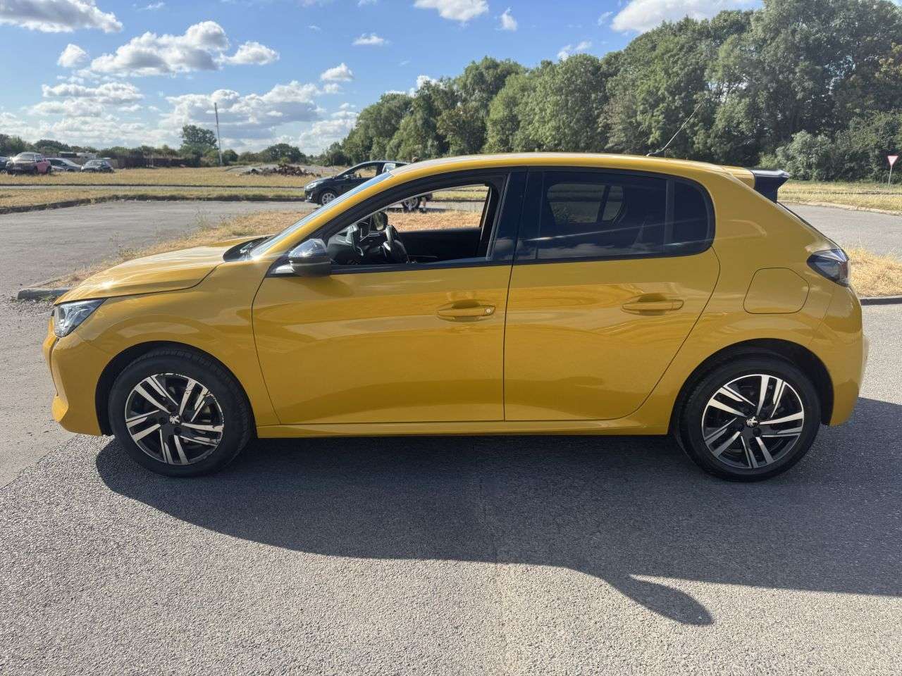2023 PEUGEOT 208 2023 PEUGEOT 208