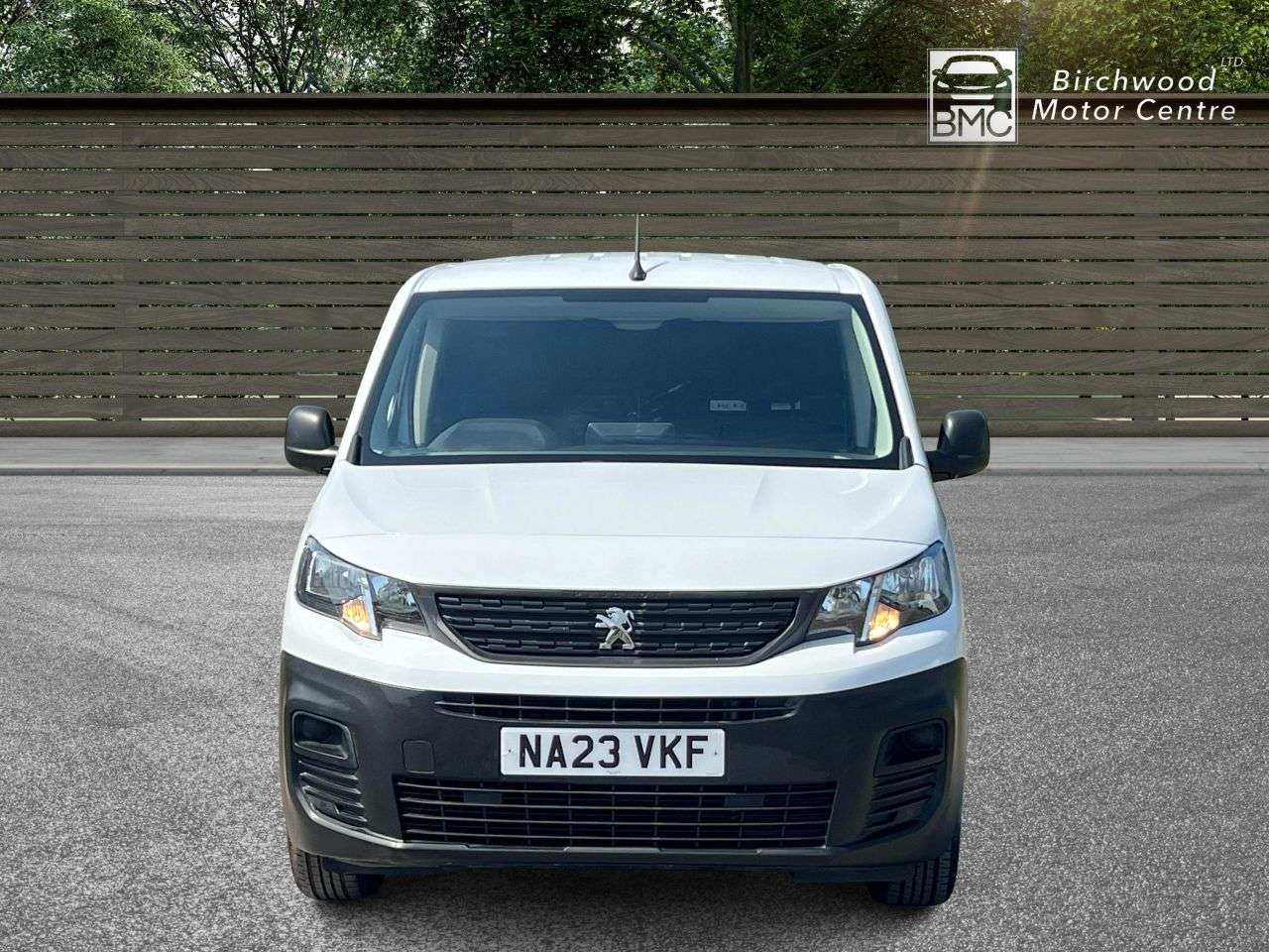 A 2023 PEUGEOT PARTNER 1.5 BlueHDi 1000 Professional Premium + Standard Panel Van 5dr Diesel Manua A 2023 PEUGEOT PARTNER 1.5 BlueHDi 1000 Professional Premium + Standard Panel Van 5dr Diesel Manua